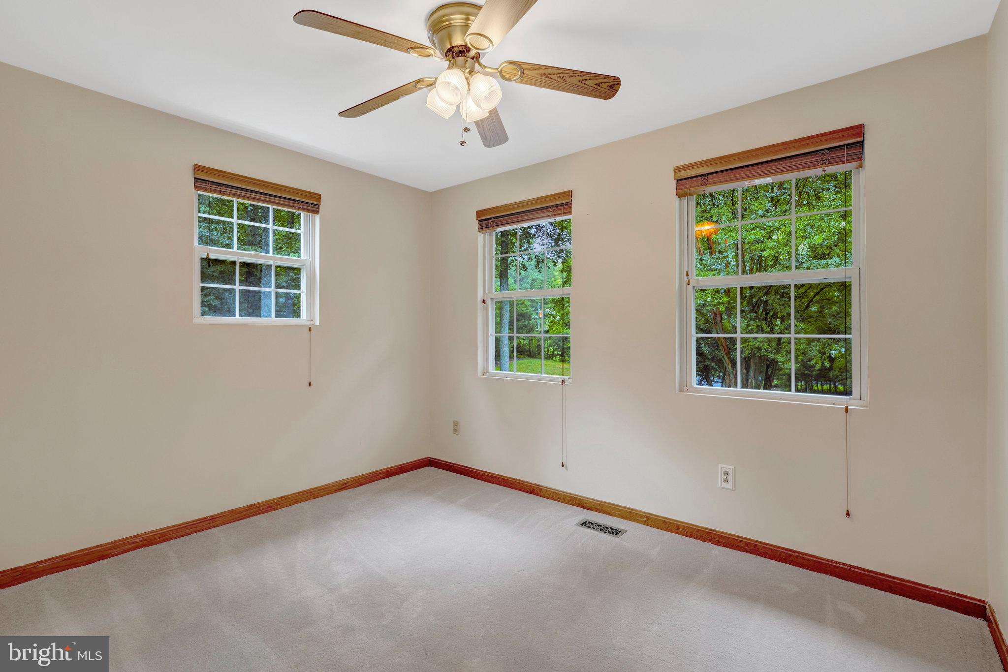 LAKE JACKSON - Residential