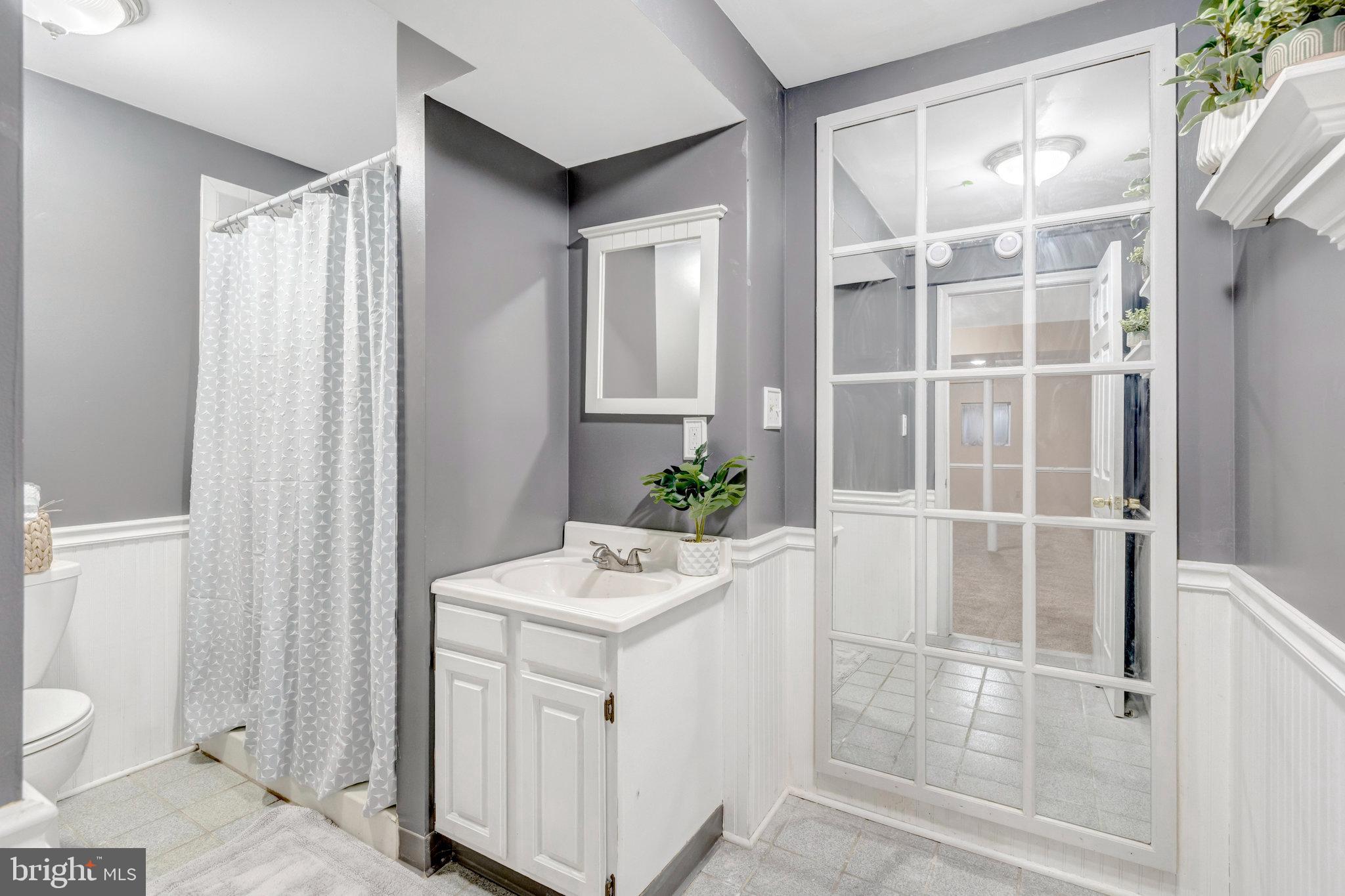 LAKE JACKSON - Residential