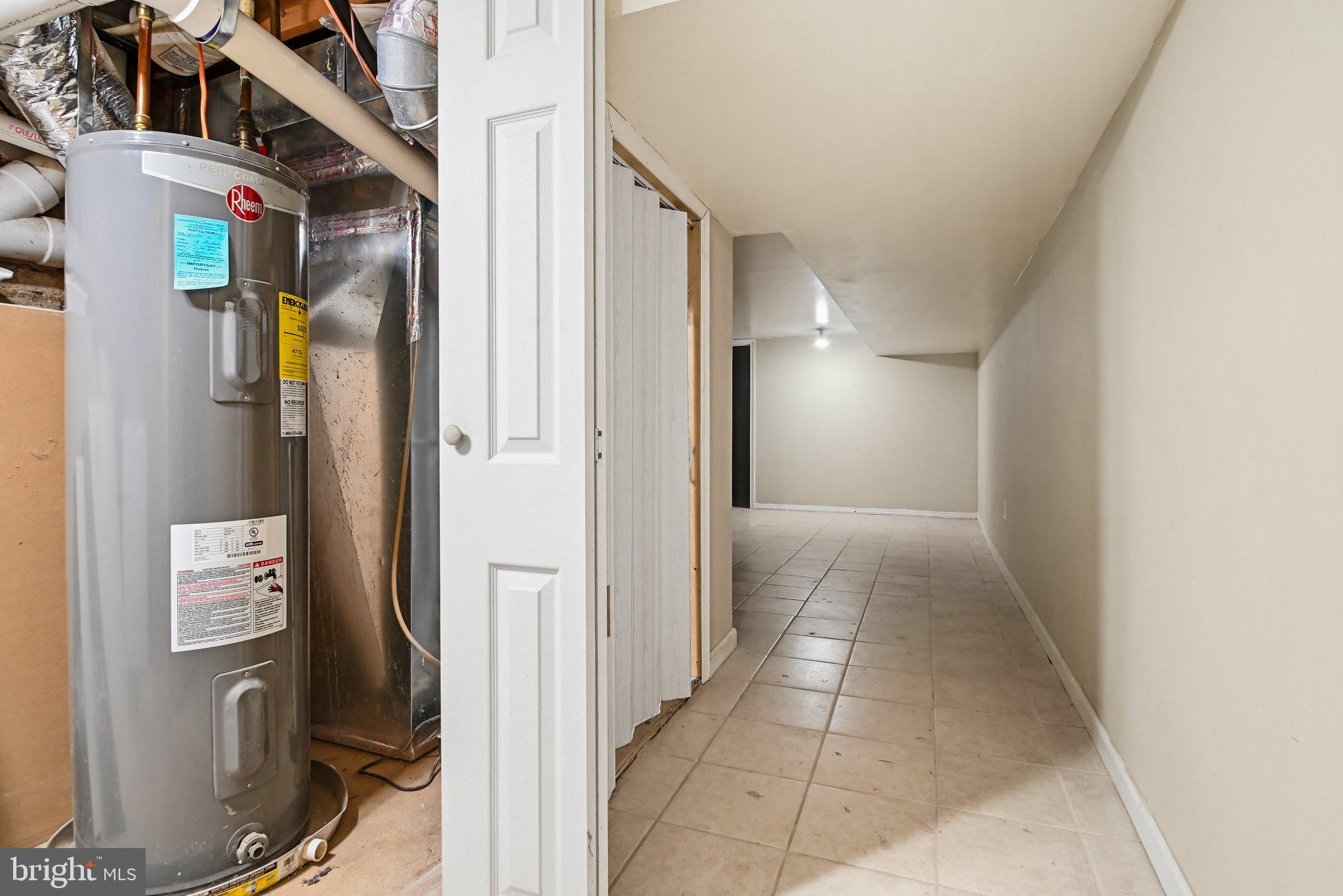 BROADWAY EAST - Residential