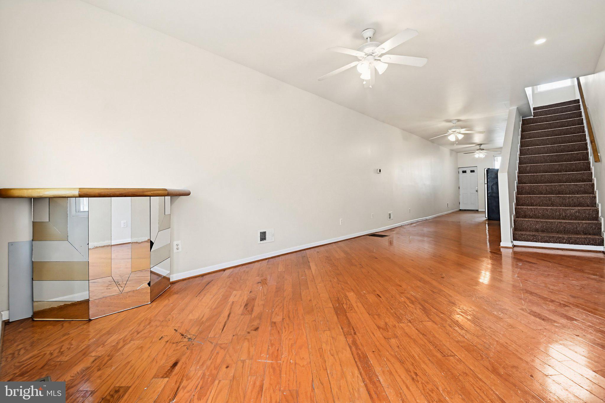 BROADWAY EAST - Residential