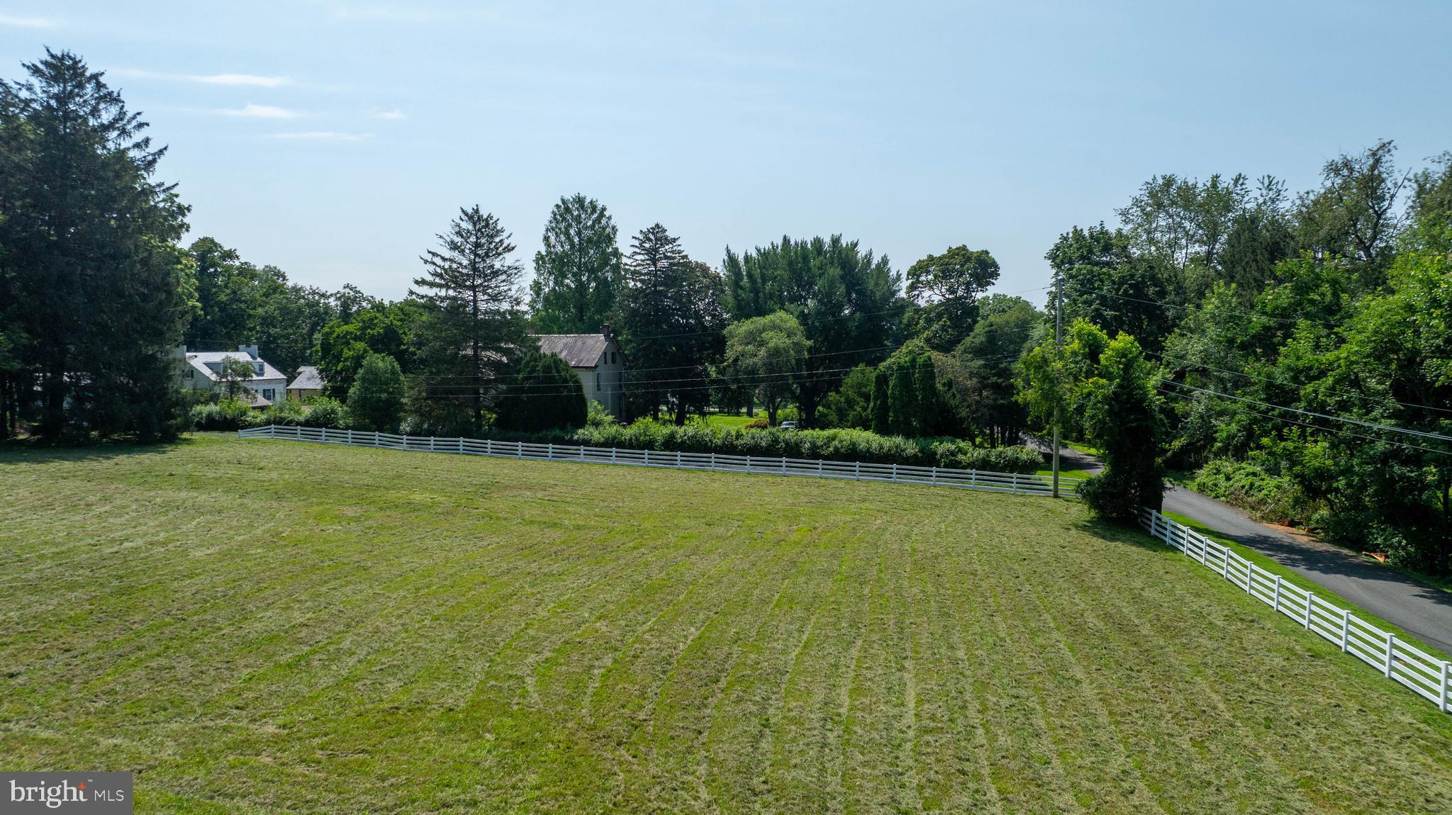 1915 MILLERSVILLE PIKE