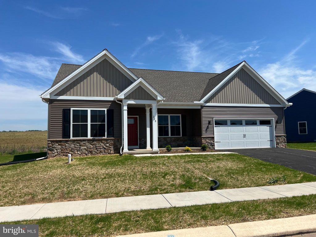 Photo of 223 Randolph Drive, ELIZABETHTOWN, PA 17022 (MLS # PALA2065148)