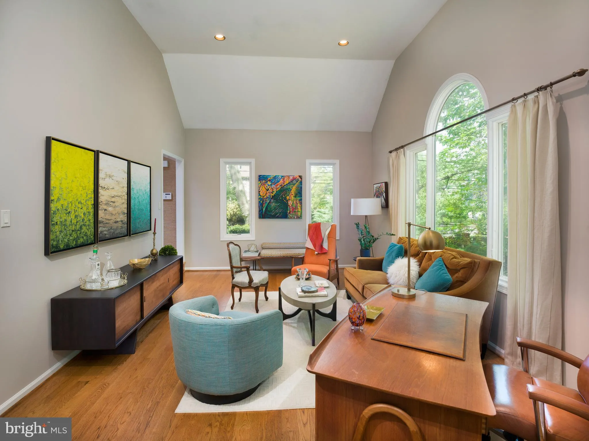 Wynnewood, Pennsylvania 19096, United States, 5 Bedrooms Bedrooms, ,4 BathroomsBathrooms,Residential,Pending,123087