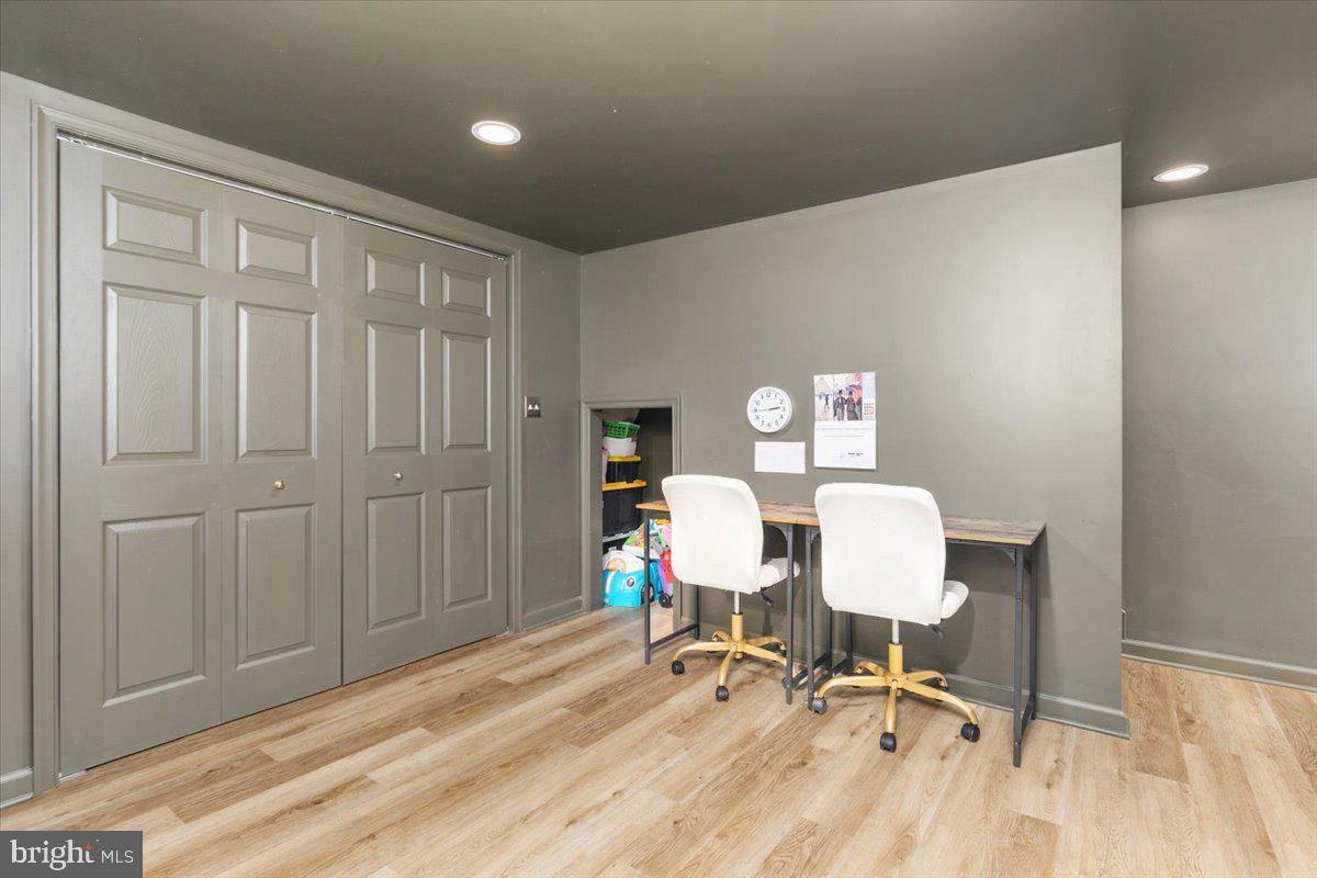 INWOOD - Residential