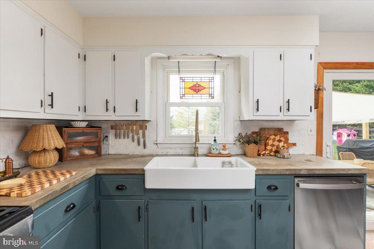 INWOOD - Residential