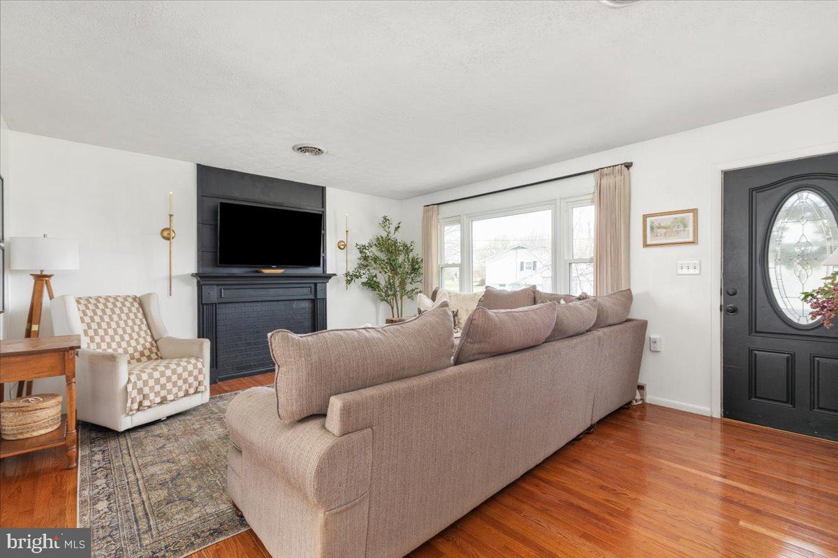 INWOOD - Residential