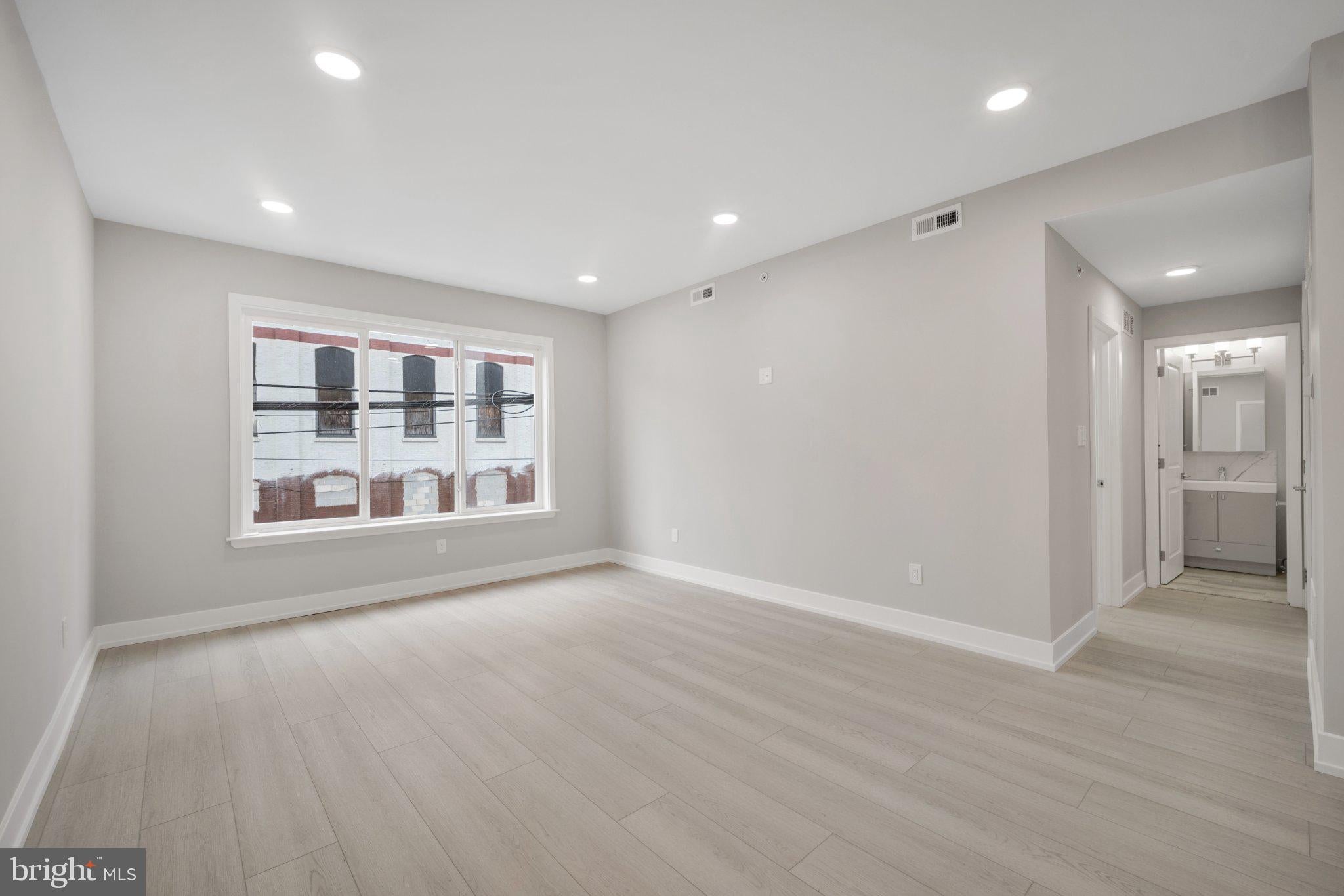 1111 24TH STREET 402