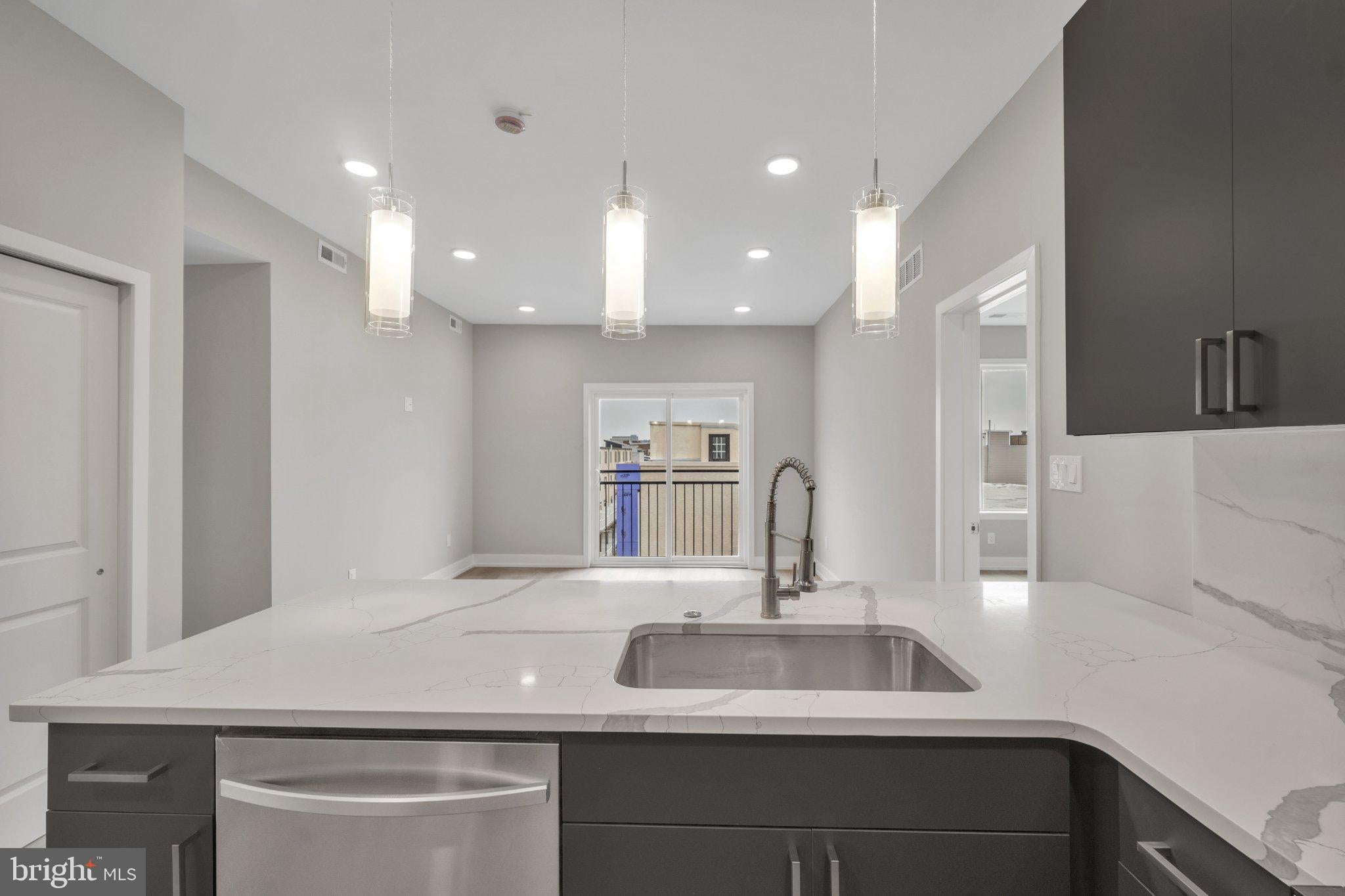1111 24TH STREET 402