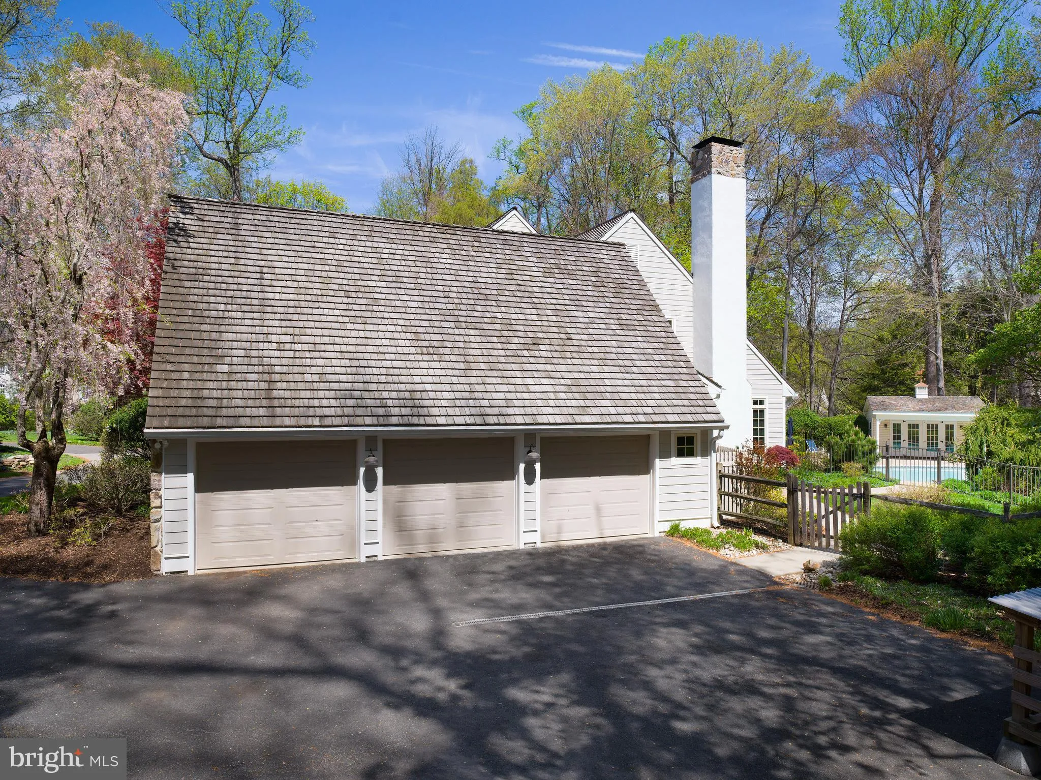 Berwyn, Pennsylvania 19312, United States, 5 Bedrooms Bedrooms, ,5 BathroomsBathrooms,Residential,Pending,115111