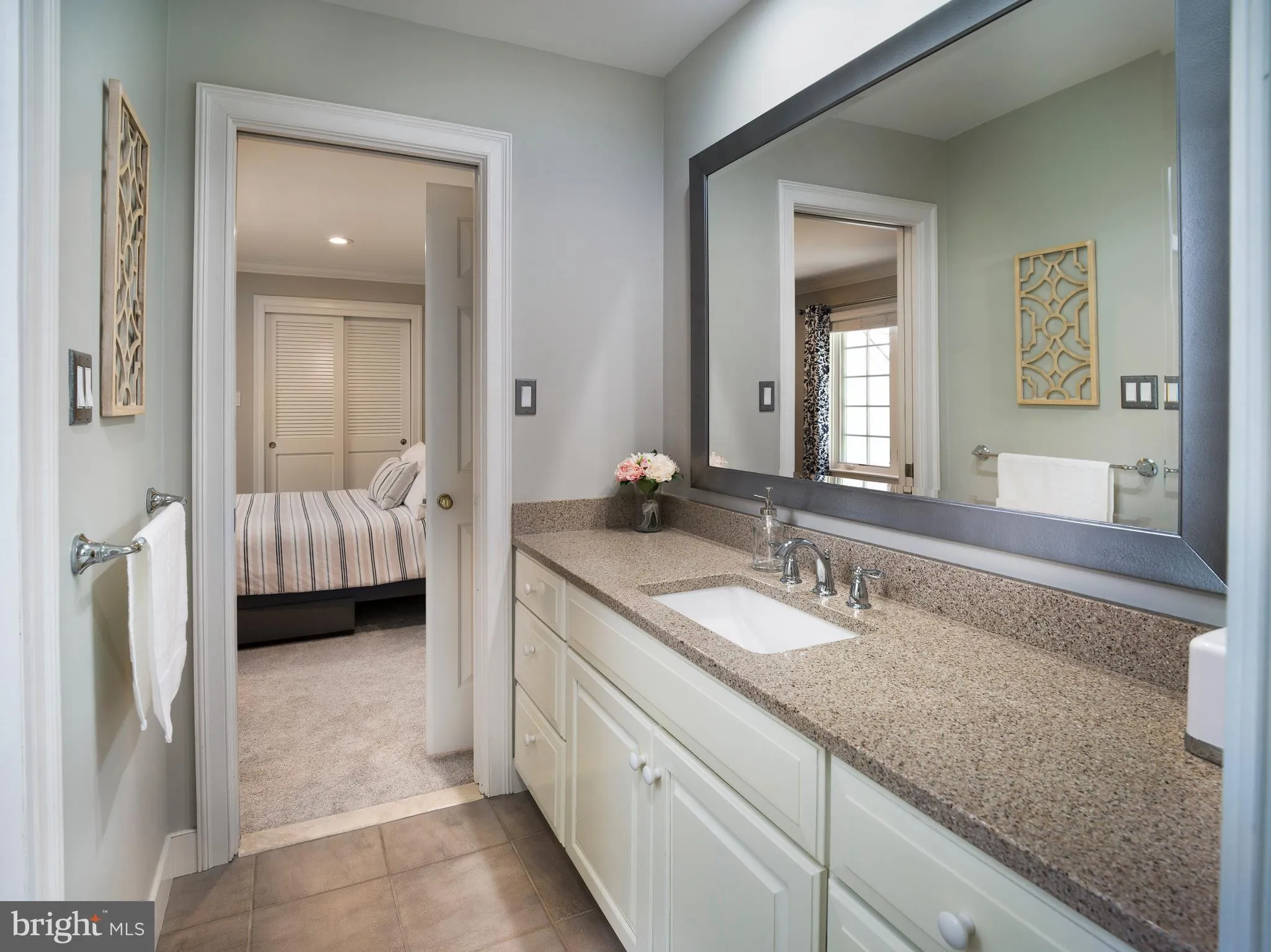 Berwyn, Pennsylvania 19312, United States, 5 Bedrooms Bedrooms, ,5 BathroomsBathrooms,Residential,Pending,115111