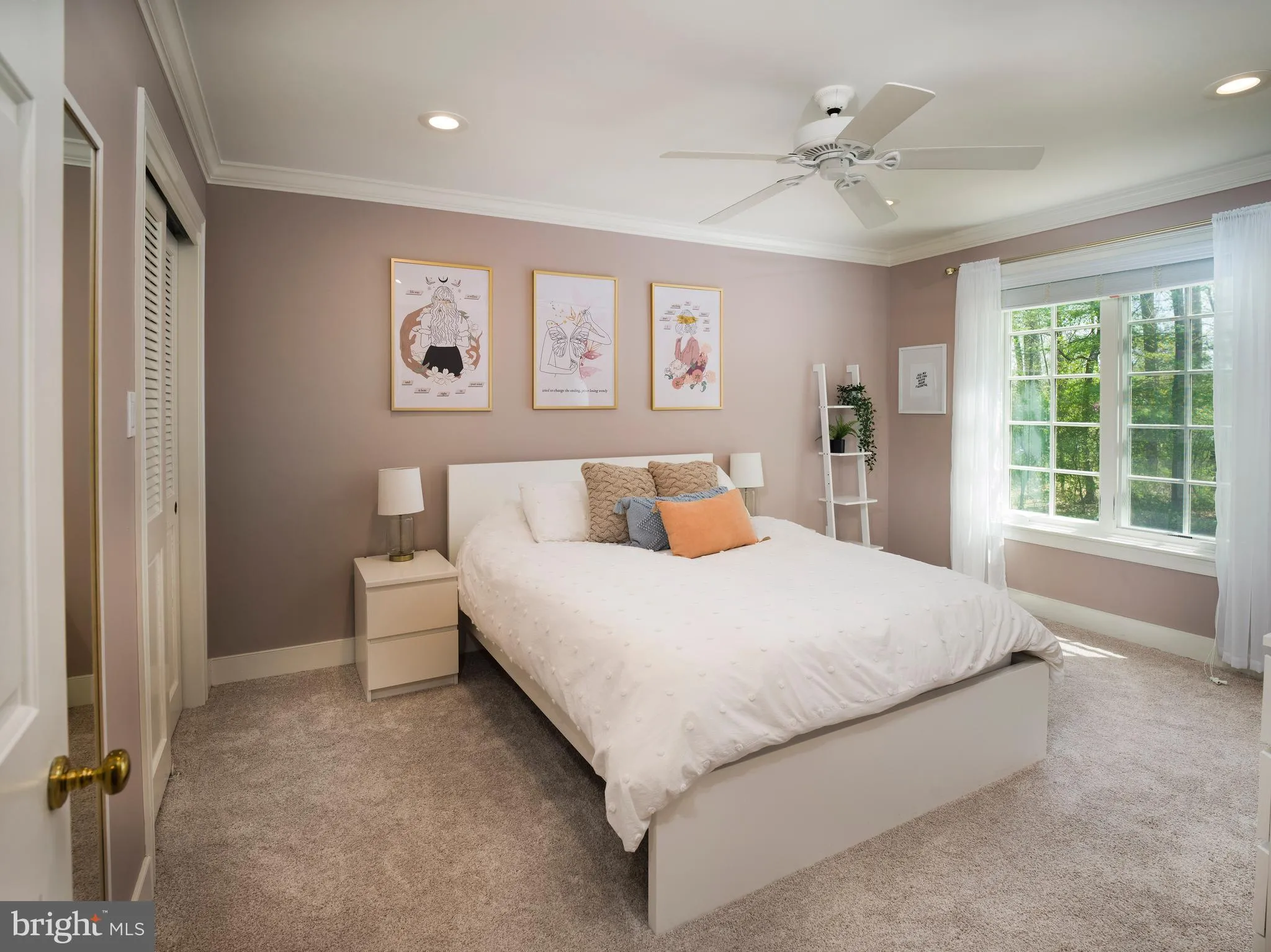 Berwyn, Pennsylvania 19312, United States, 5 Bedrooms Bedrooms, ,5 BathroomsBathrooms,Residential,Pending,115111