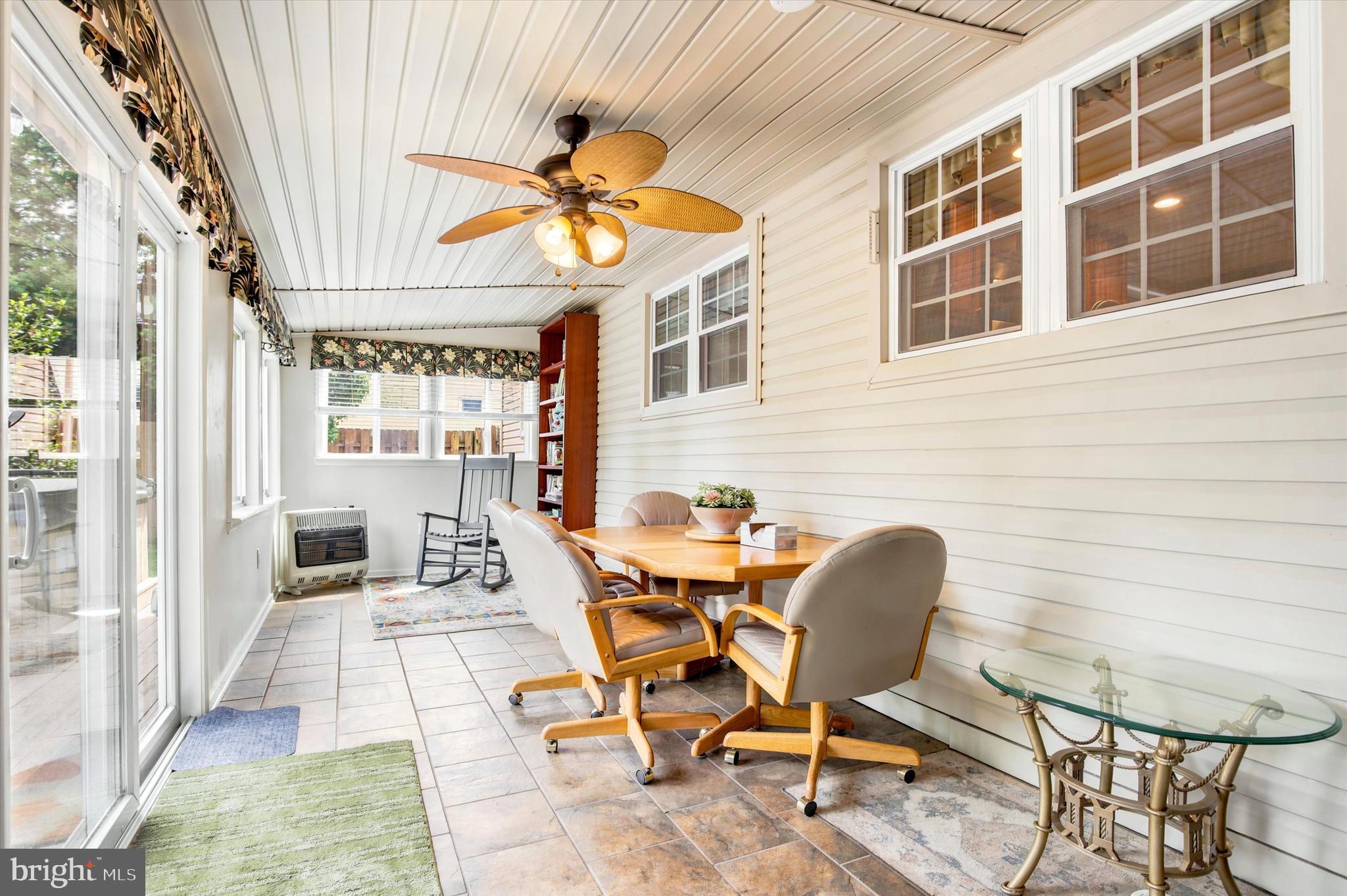 MEADOW WOOD - Residential