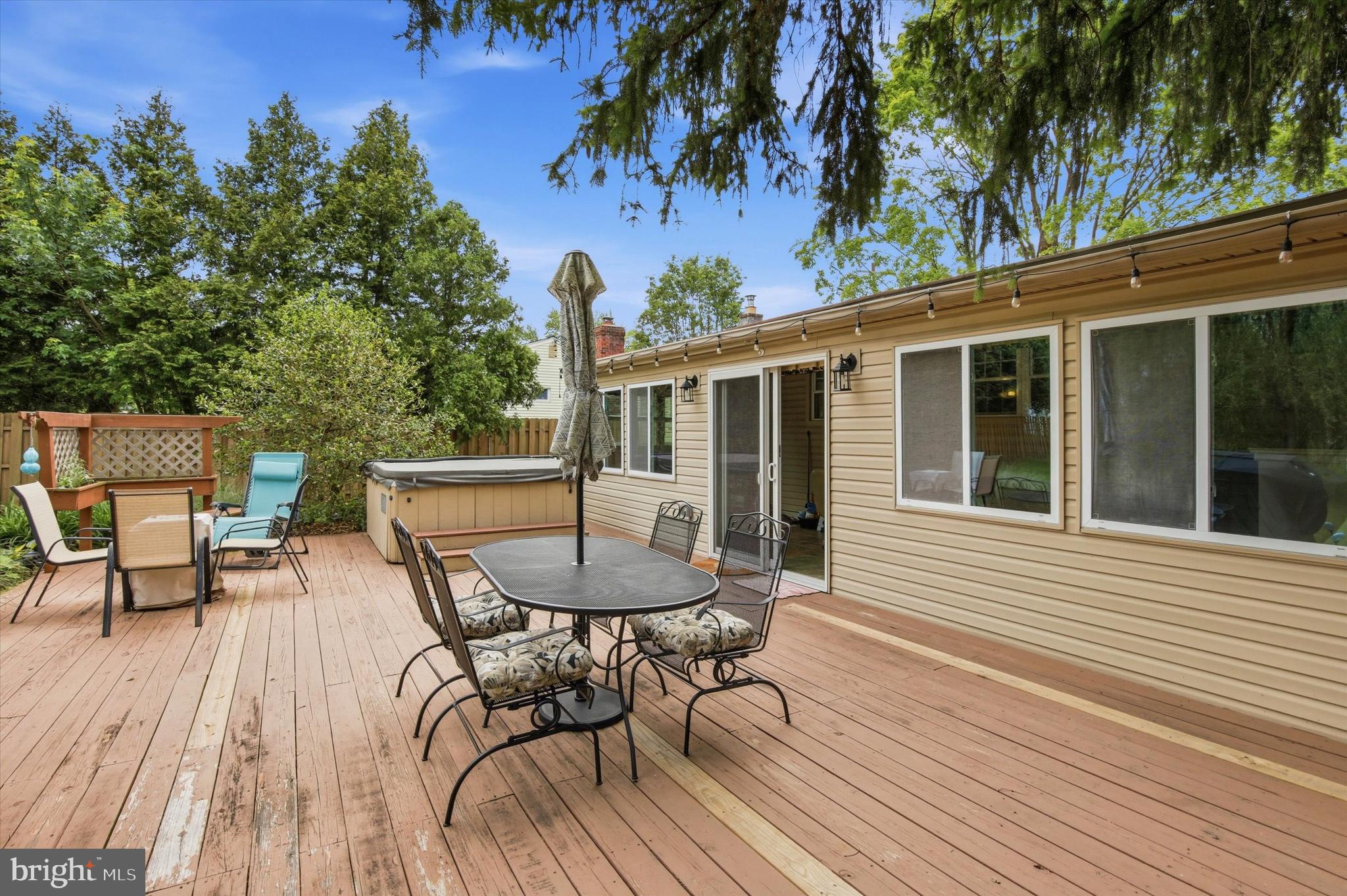 MEADOW WOOD - Residential