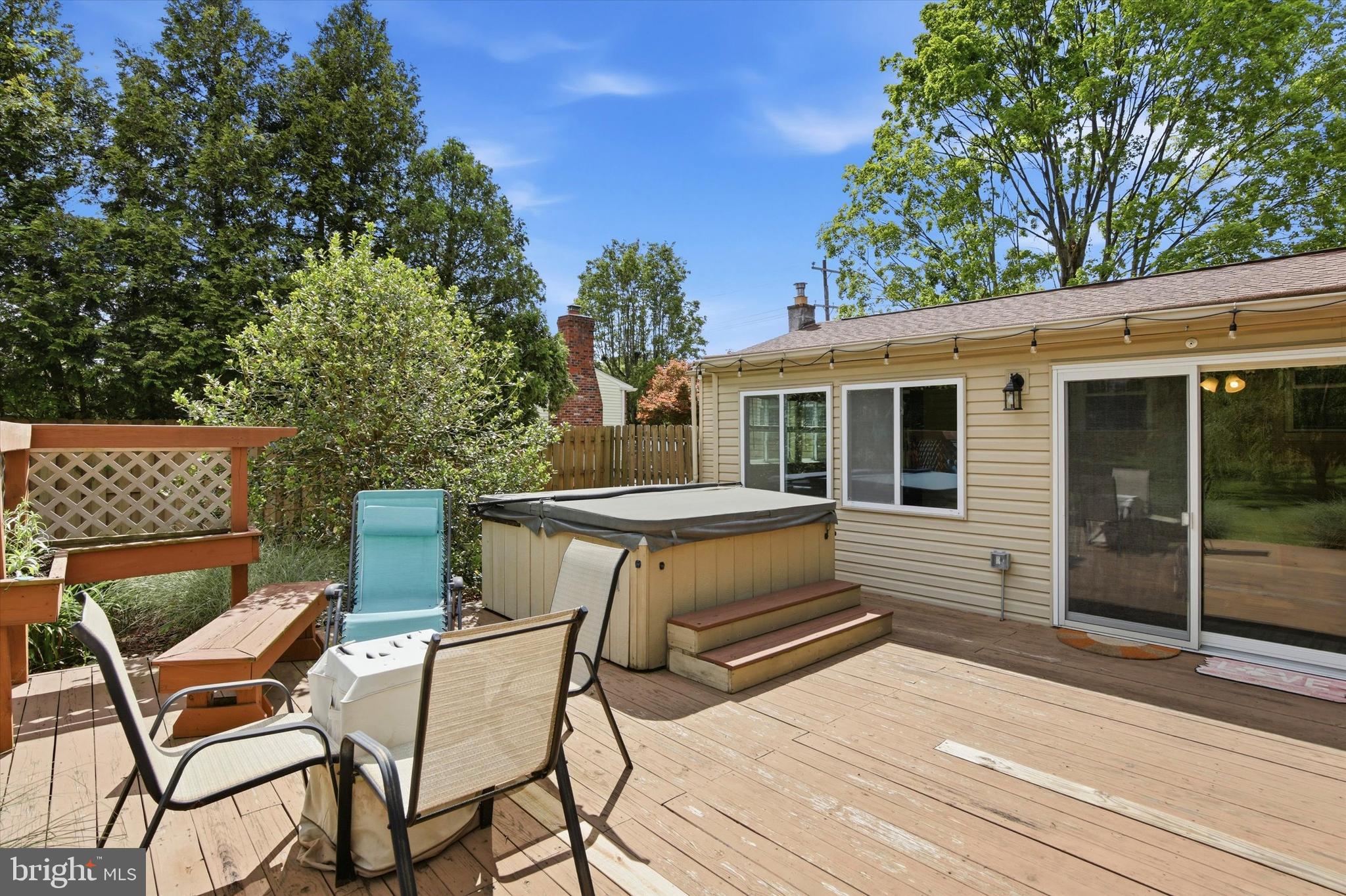 MEADOW WOOD - Residential