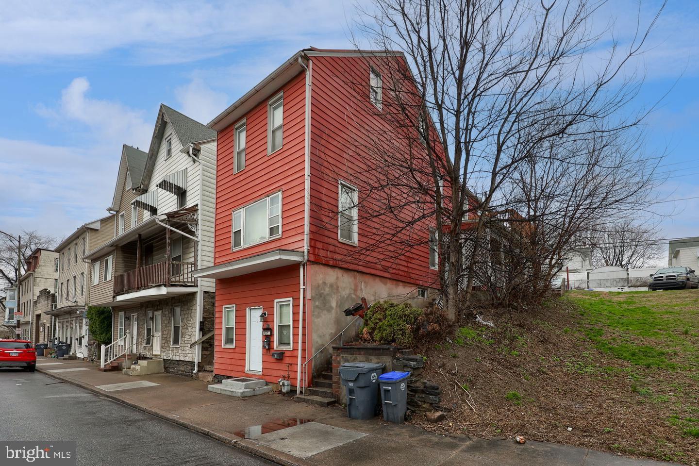 517 N FRONT STREET