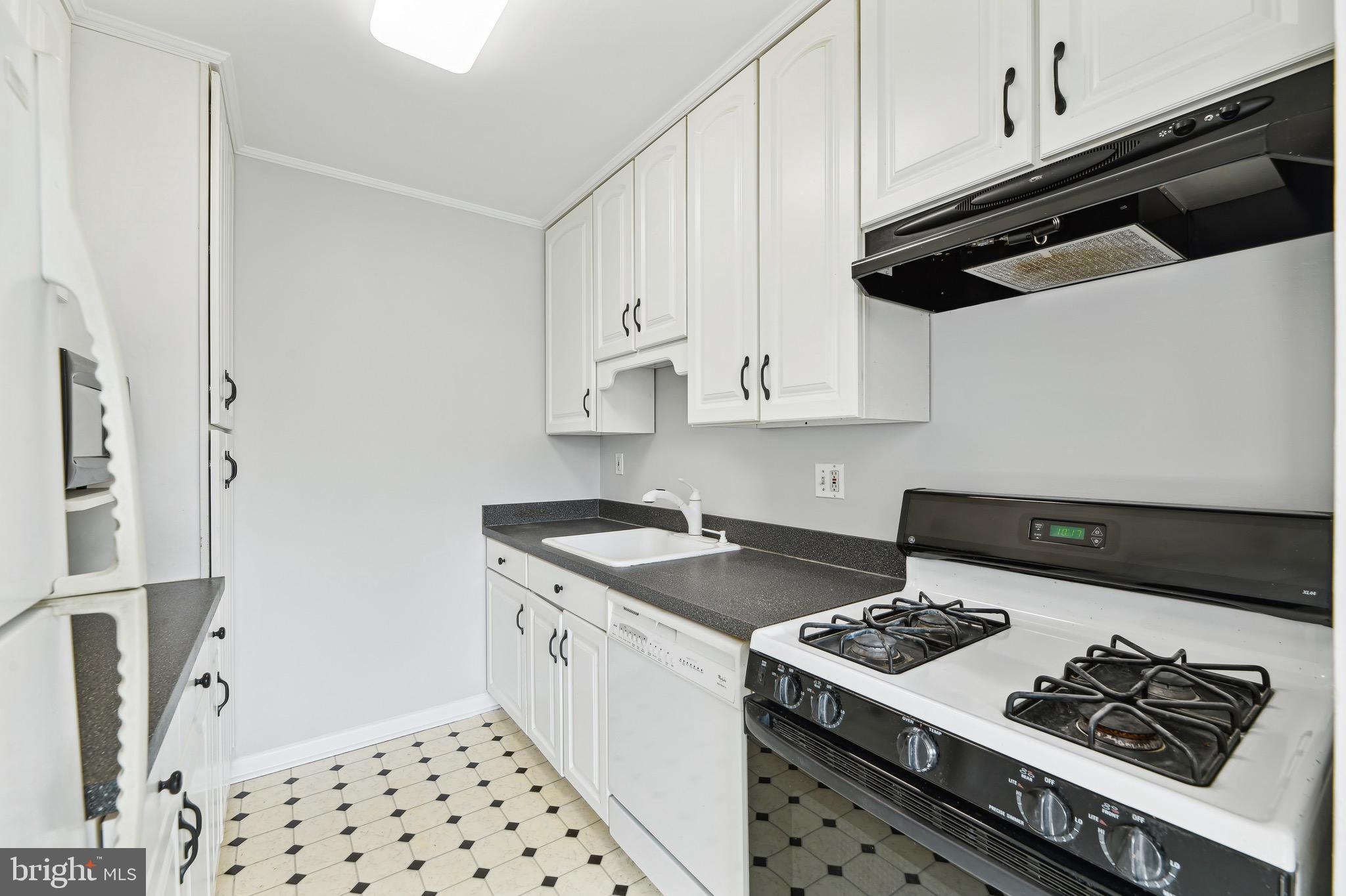 WENTWORTH PLACE - Residential