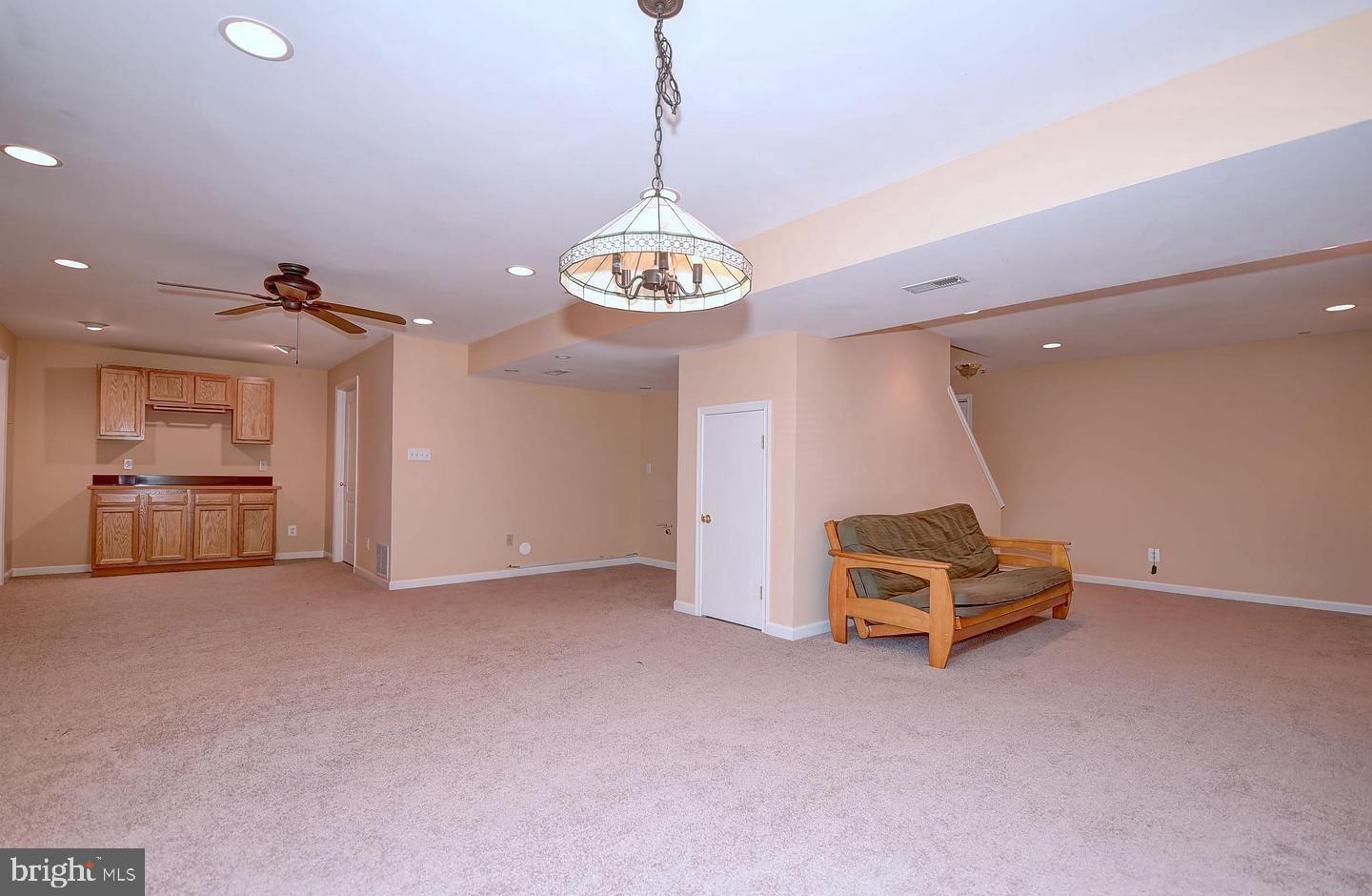 HICKORY OVERLOOK - Residential