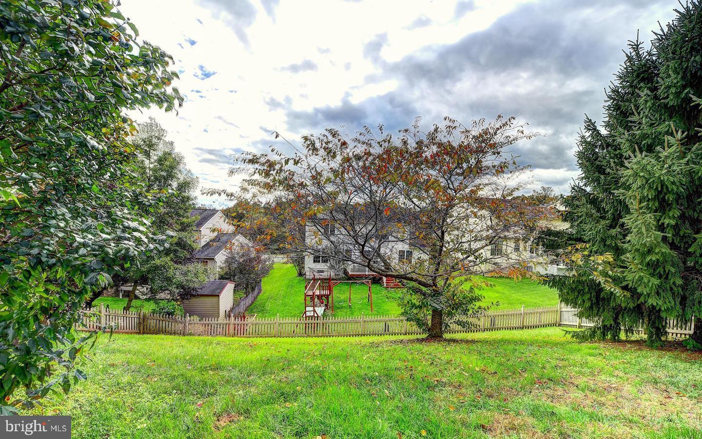 HICKORY OVERLOOK - Residential