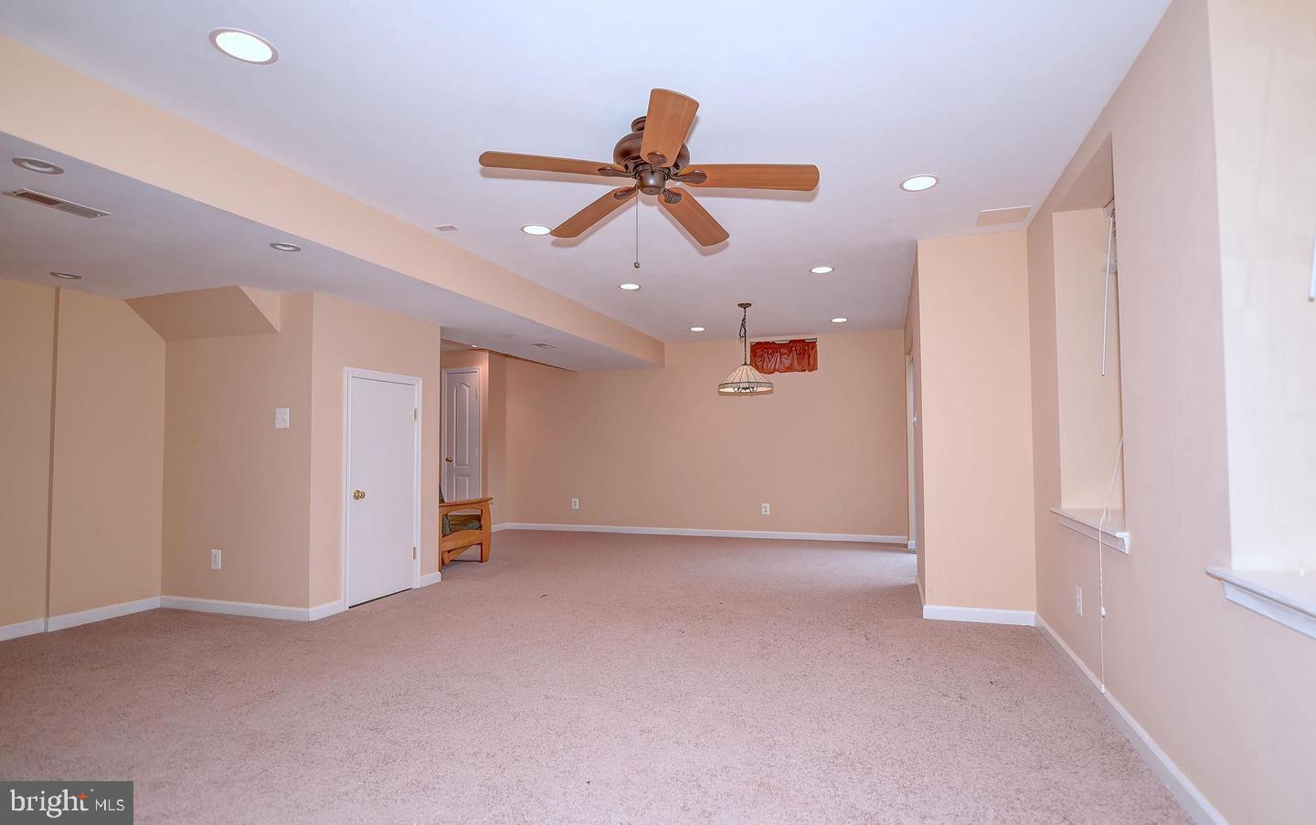 HICKORY OVERLOOK - Residential