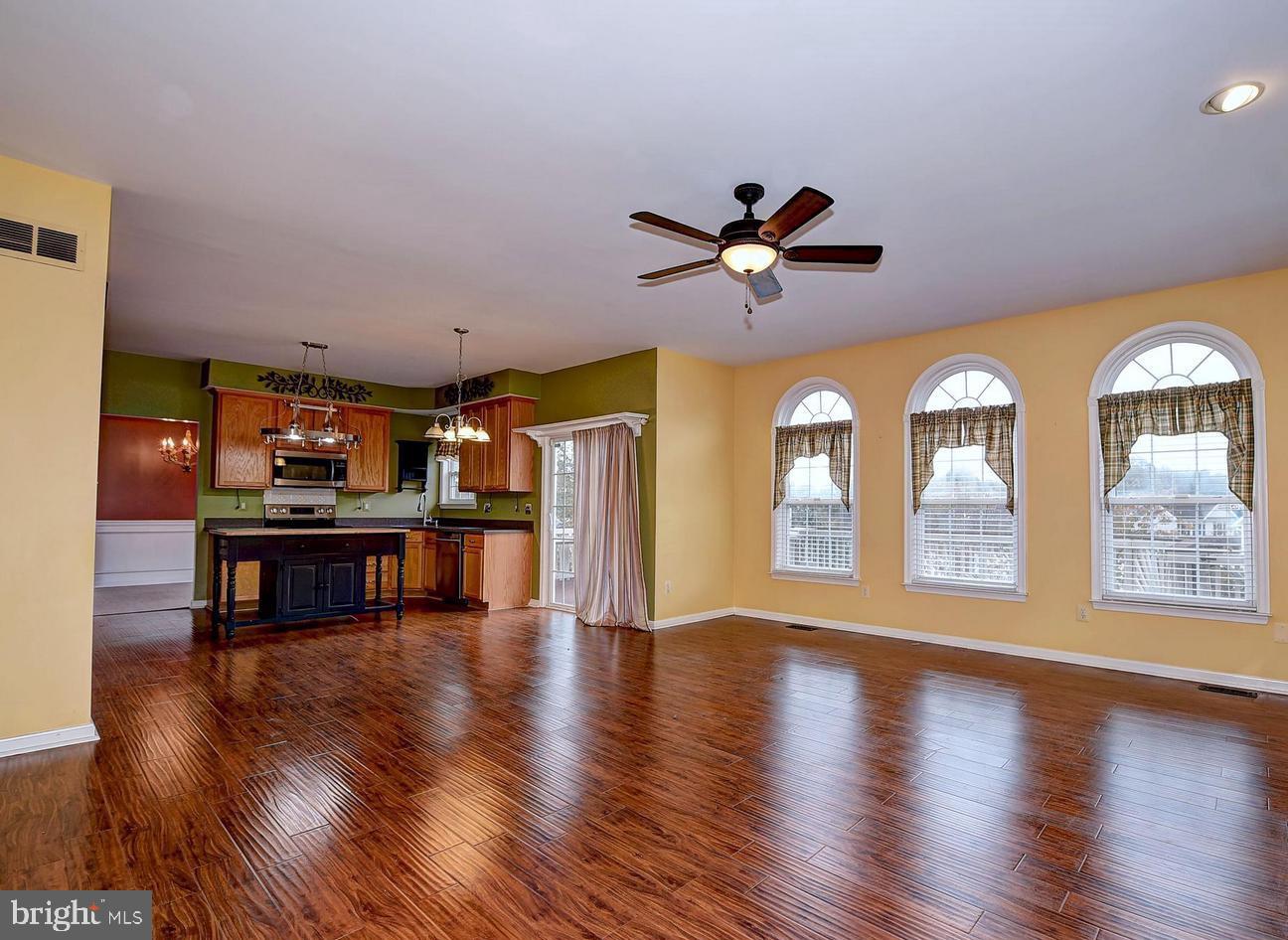 HICKORY OVERLOOK - Residential