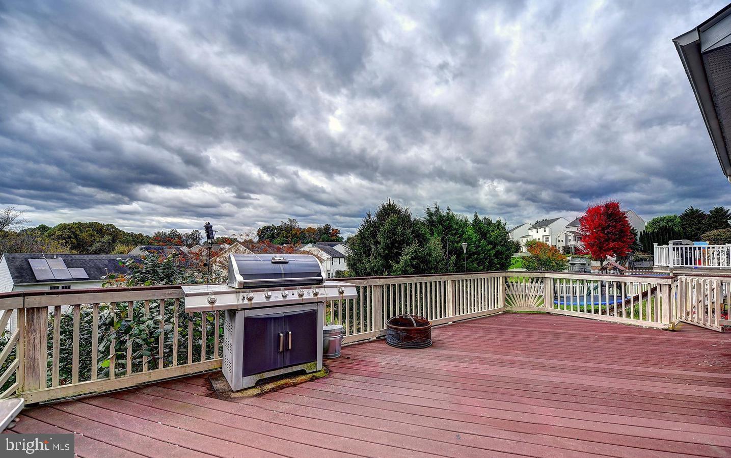 HICKORY OVERLOOK - Residential