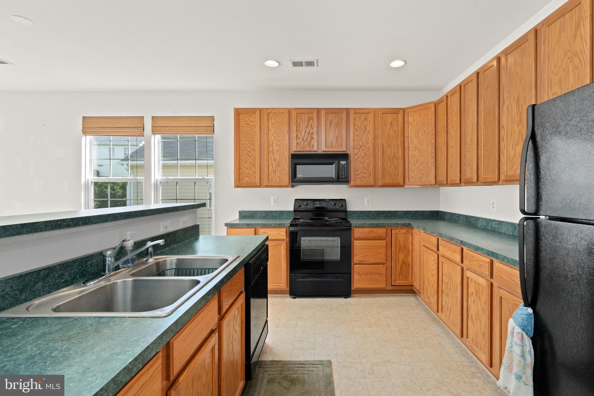 FOUR SEASONS IN HISTORIC VIRGINIA - Residential