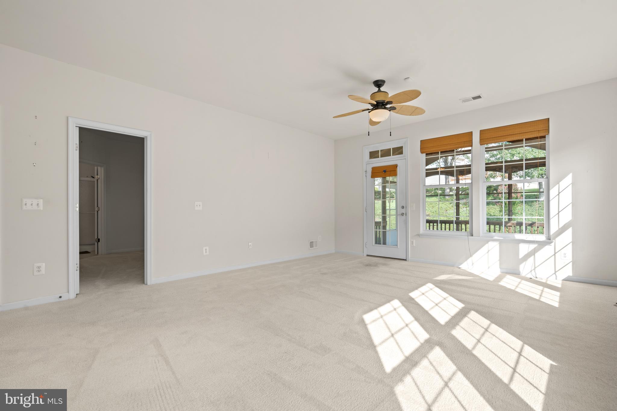 FOUR SEASONS IN HISTORIC VIRGINIA - Residential