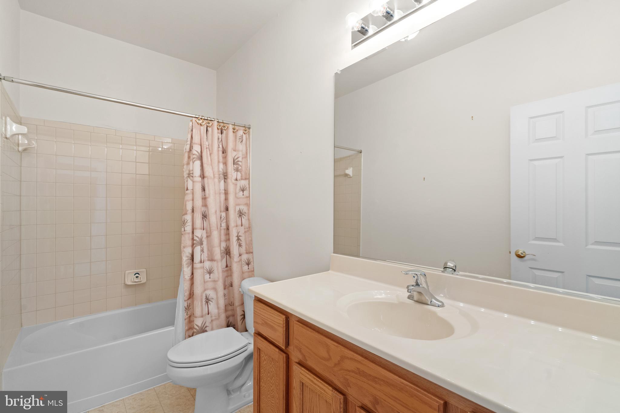 FOUR SEASONS IN HISTORIC VIRGINIA - Residential