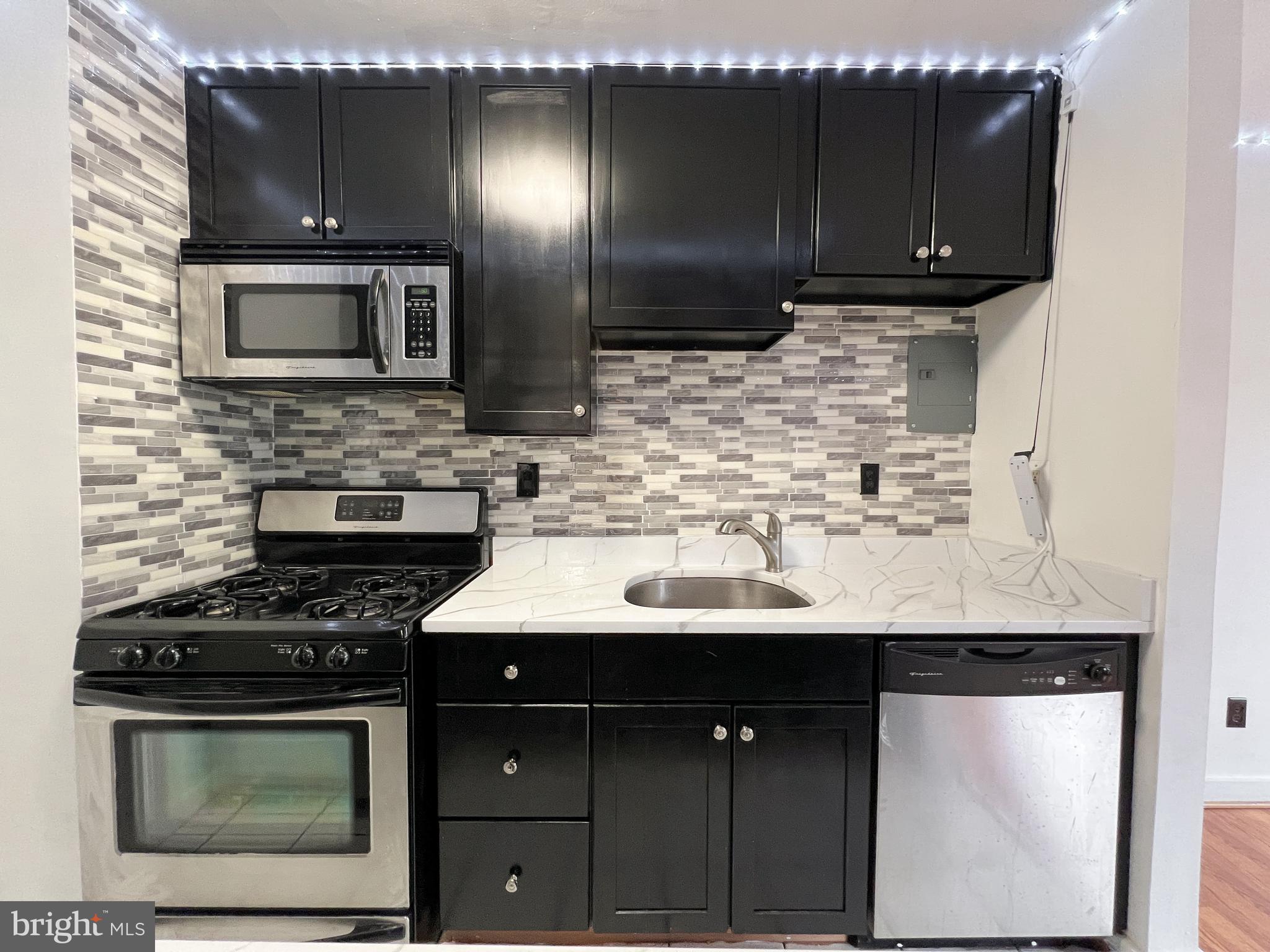 PARK BRADFORD - Residential Lease