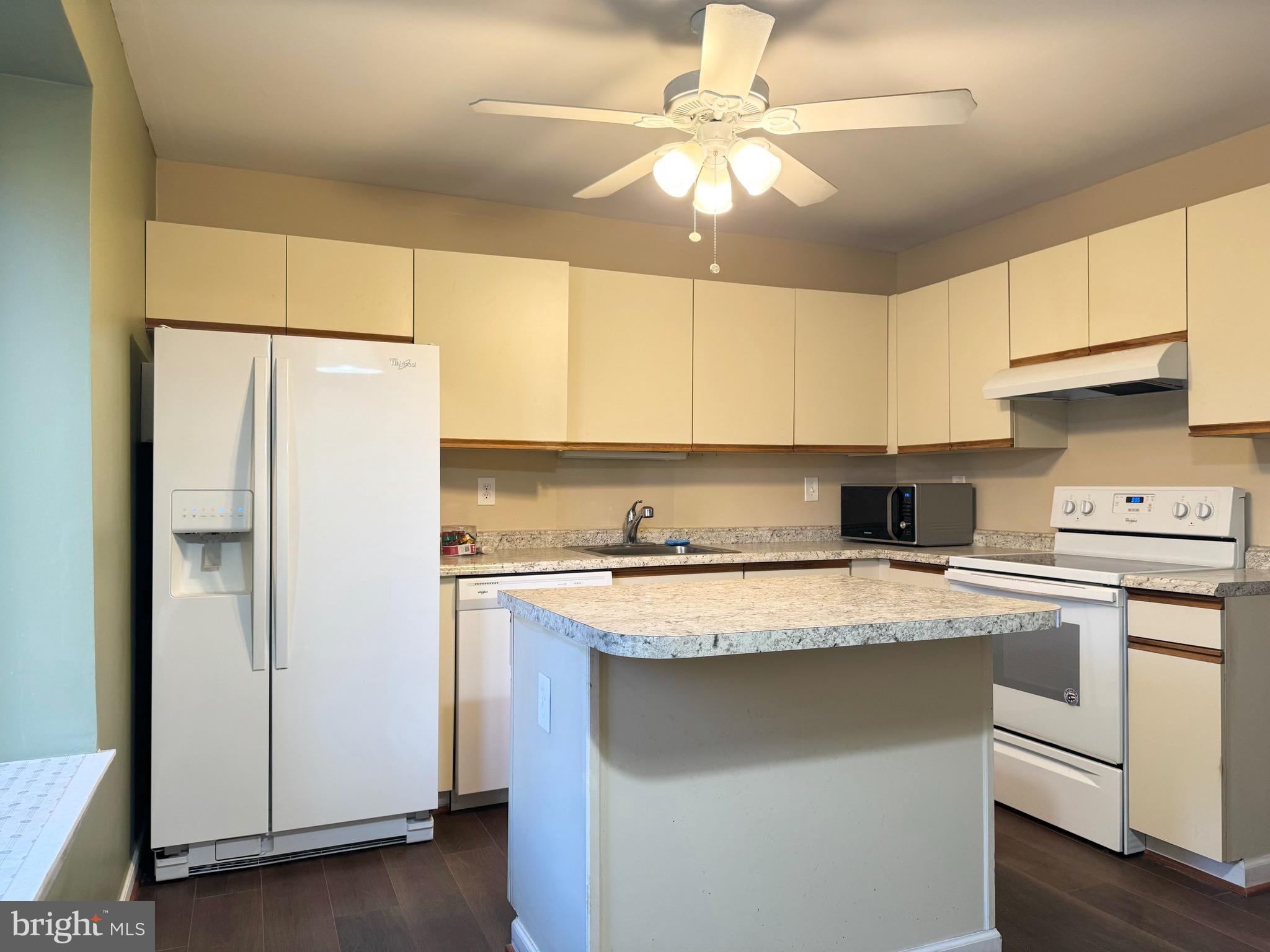 BOLTON HILL HISTORIC DISTRICT - Residential Lease