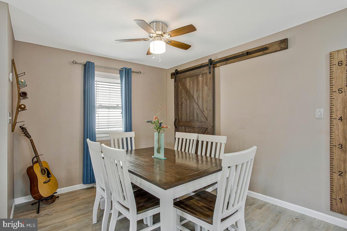 WOODLAND BEACH - Residential