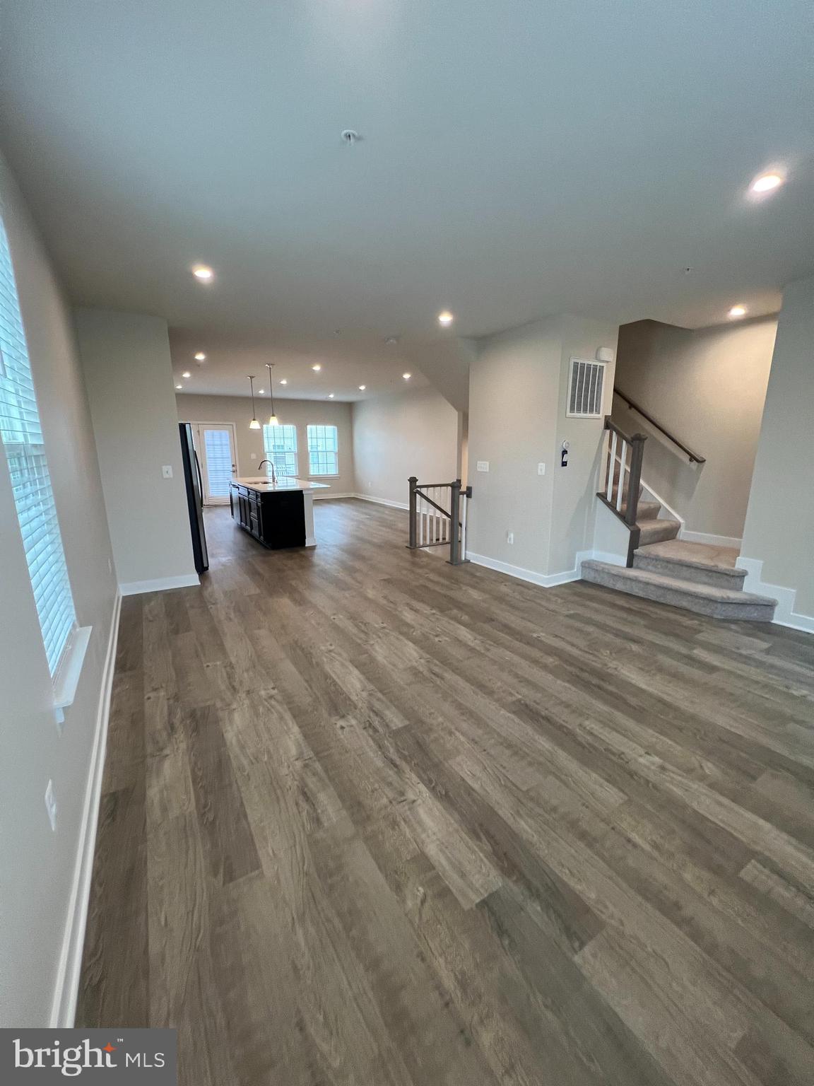 AMBER RIDGE - Residential Lease