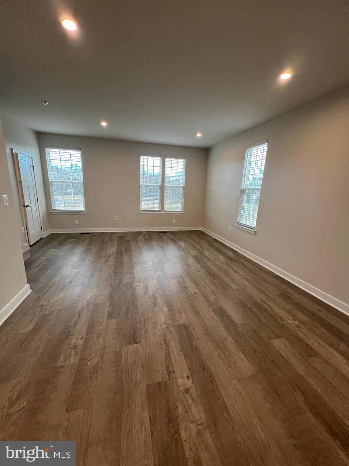 AMBER RIDGE - Residential Lease