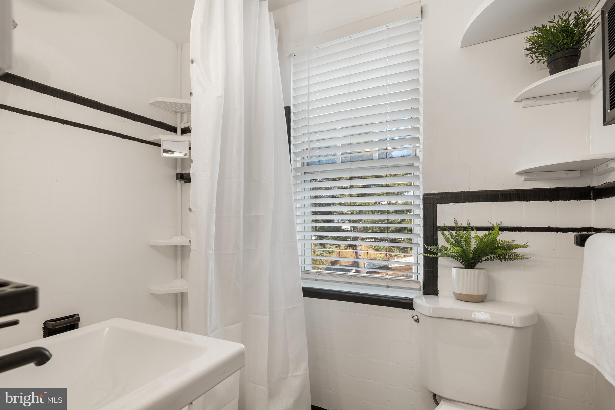 AUBURN VILLAGE - Residential