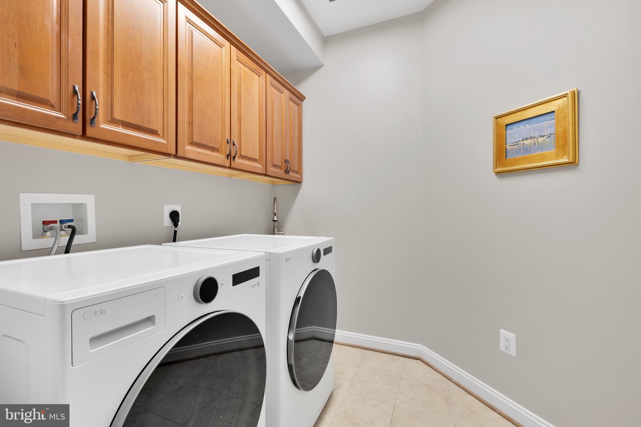 KENTSDALE ESTATES - Residential