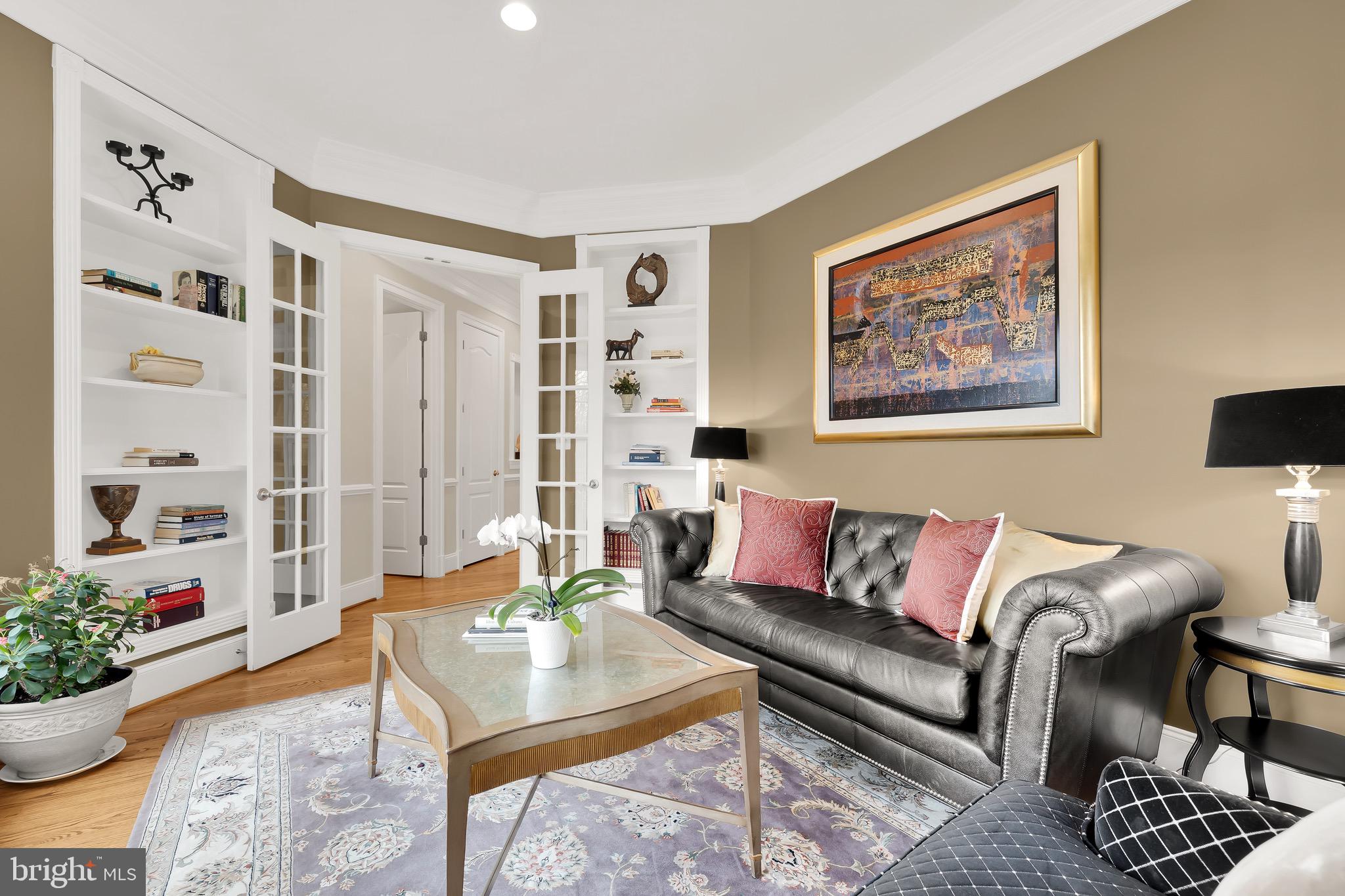 KENTSDALE ESTATES - Residential