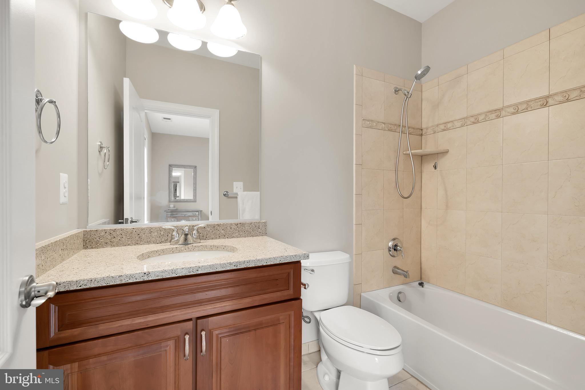 KENTSDALE ESTATES - Residential