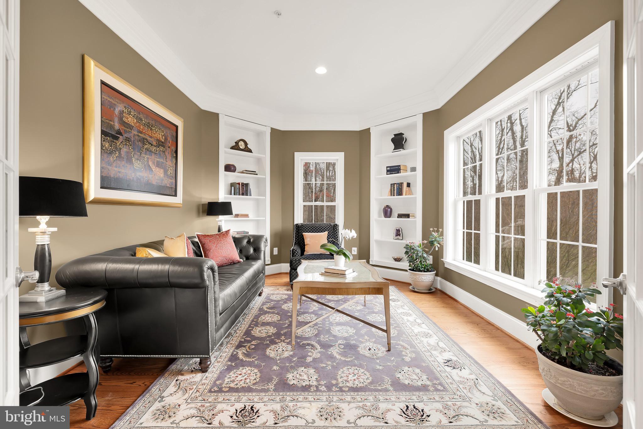 KENTSDALE ESTATES - Residential