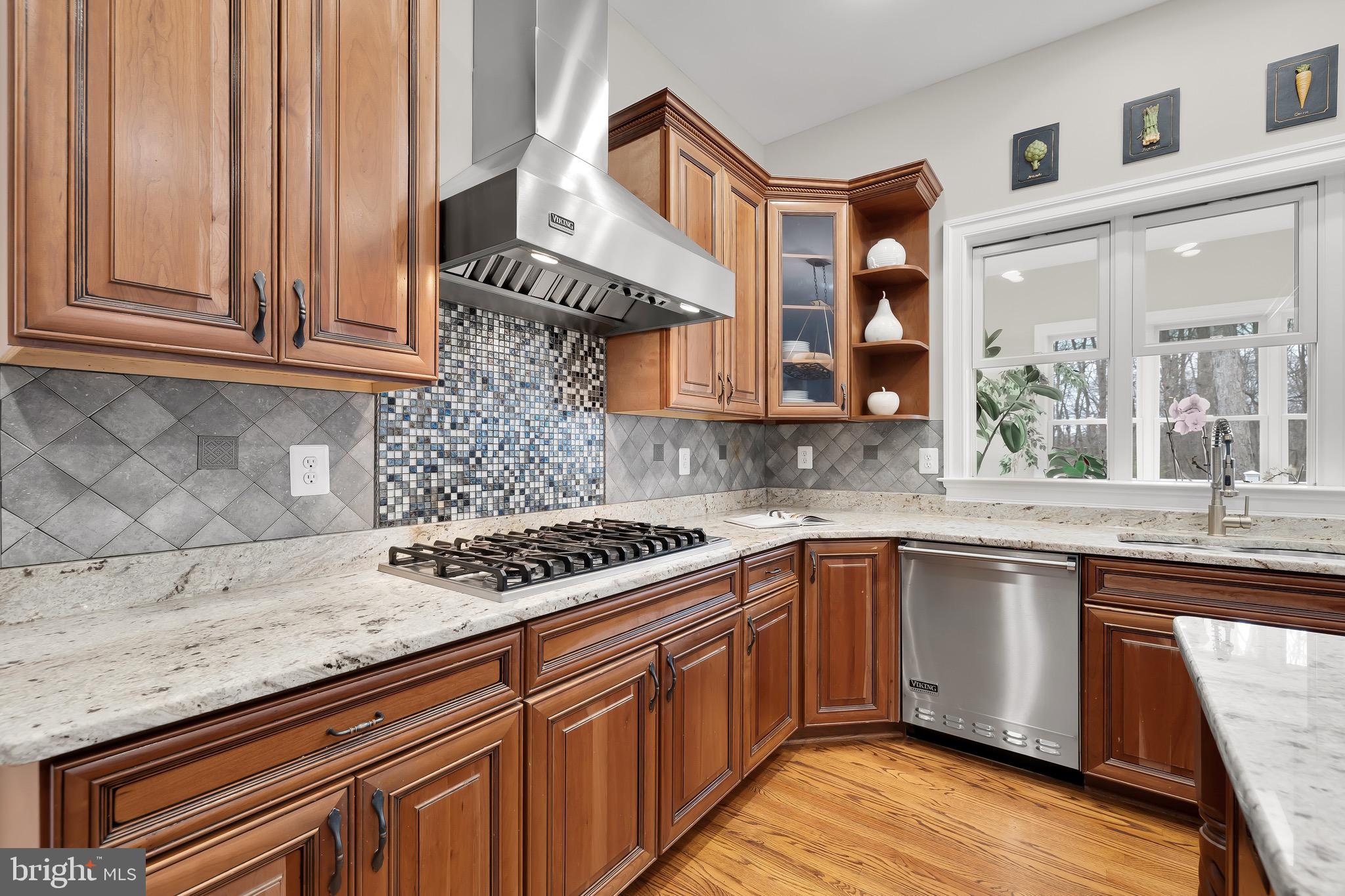 KENTSDALE ESTATES - Residential