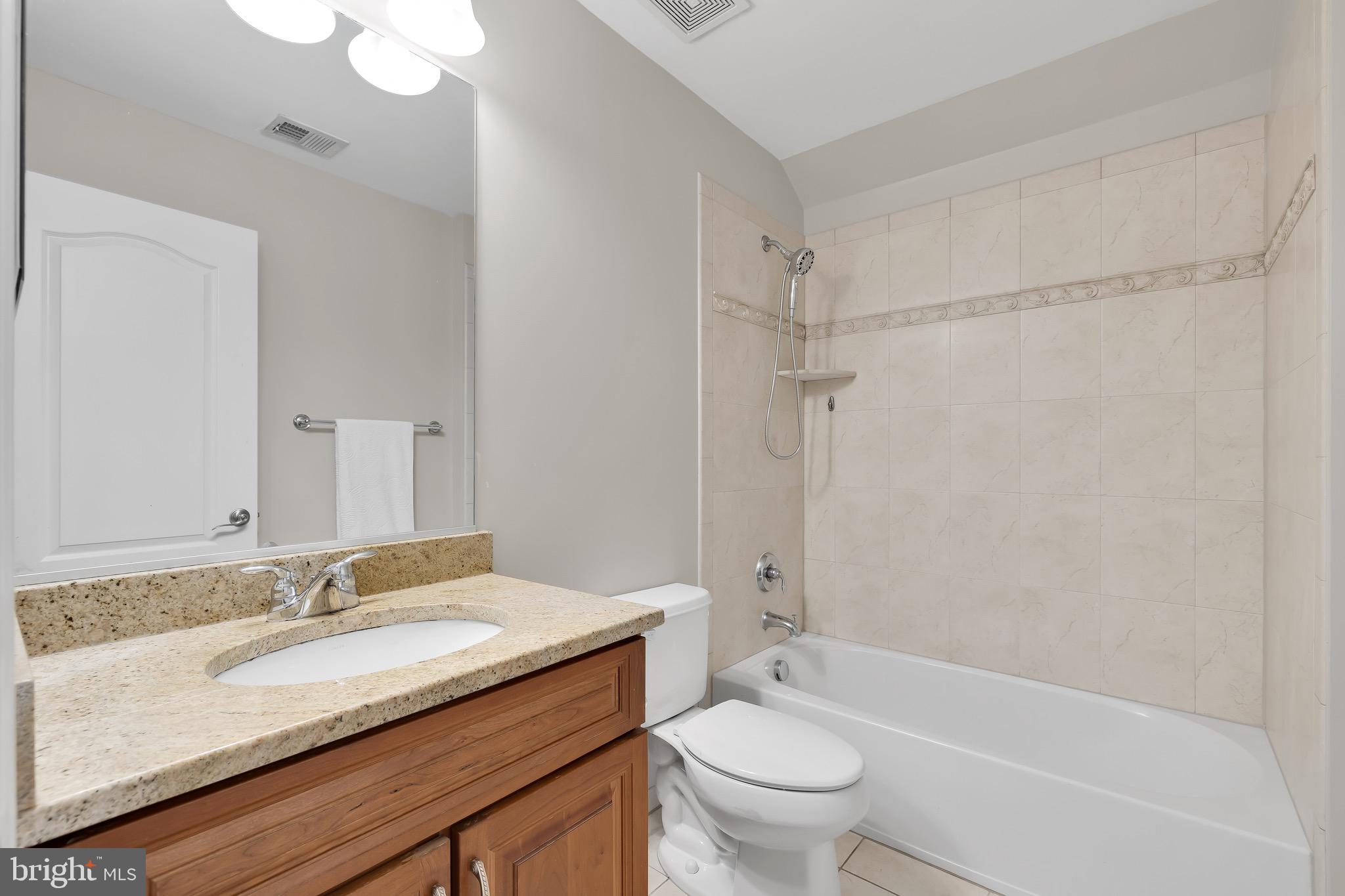 KENTSDALE ESTATES - Residential