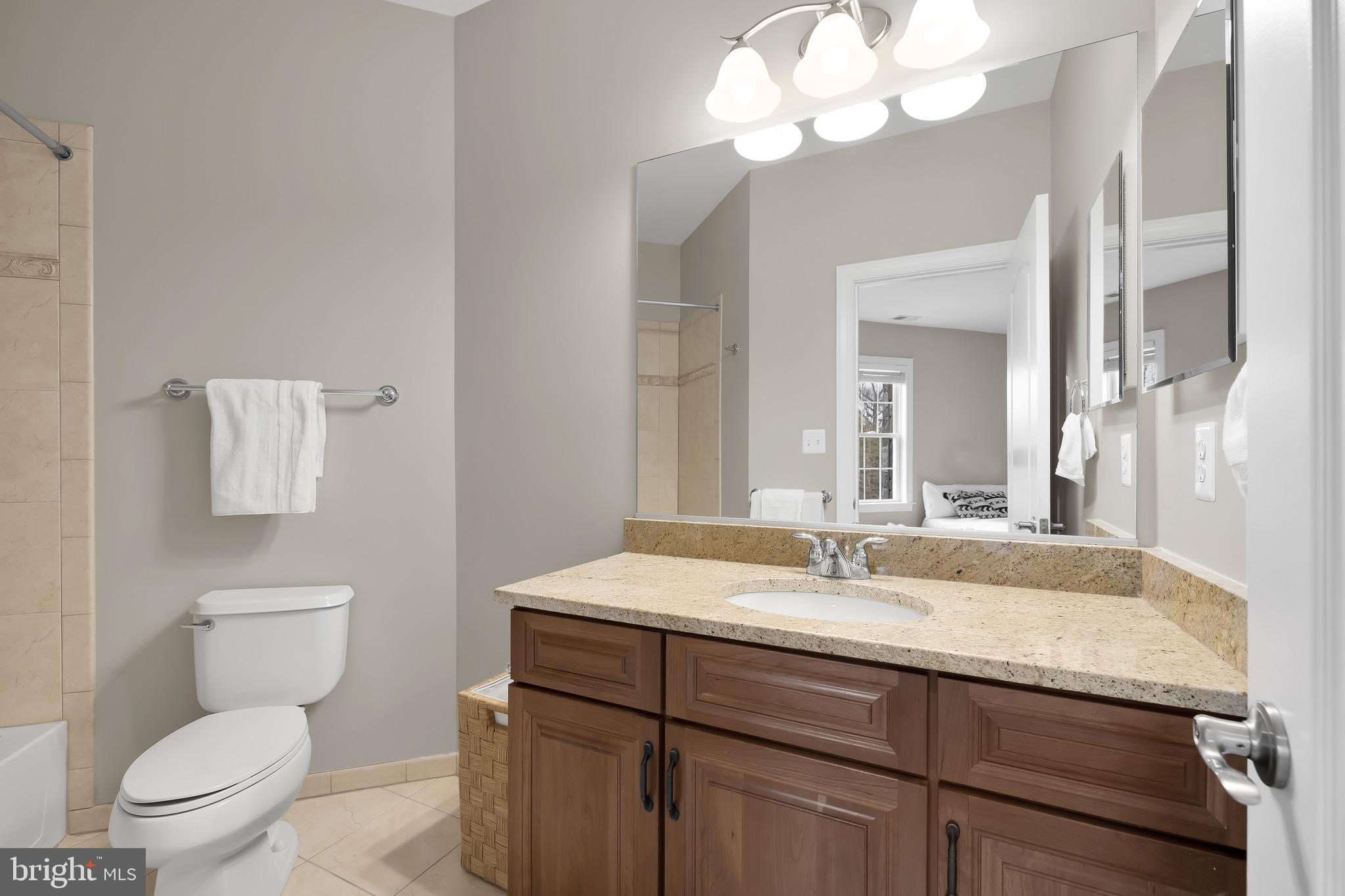 KENTSDALE ESTATES - Residential