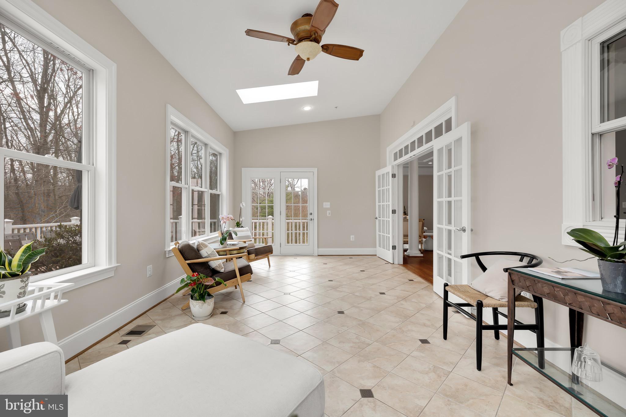 KENTSDALE ESTATES - Residential