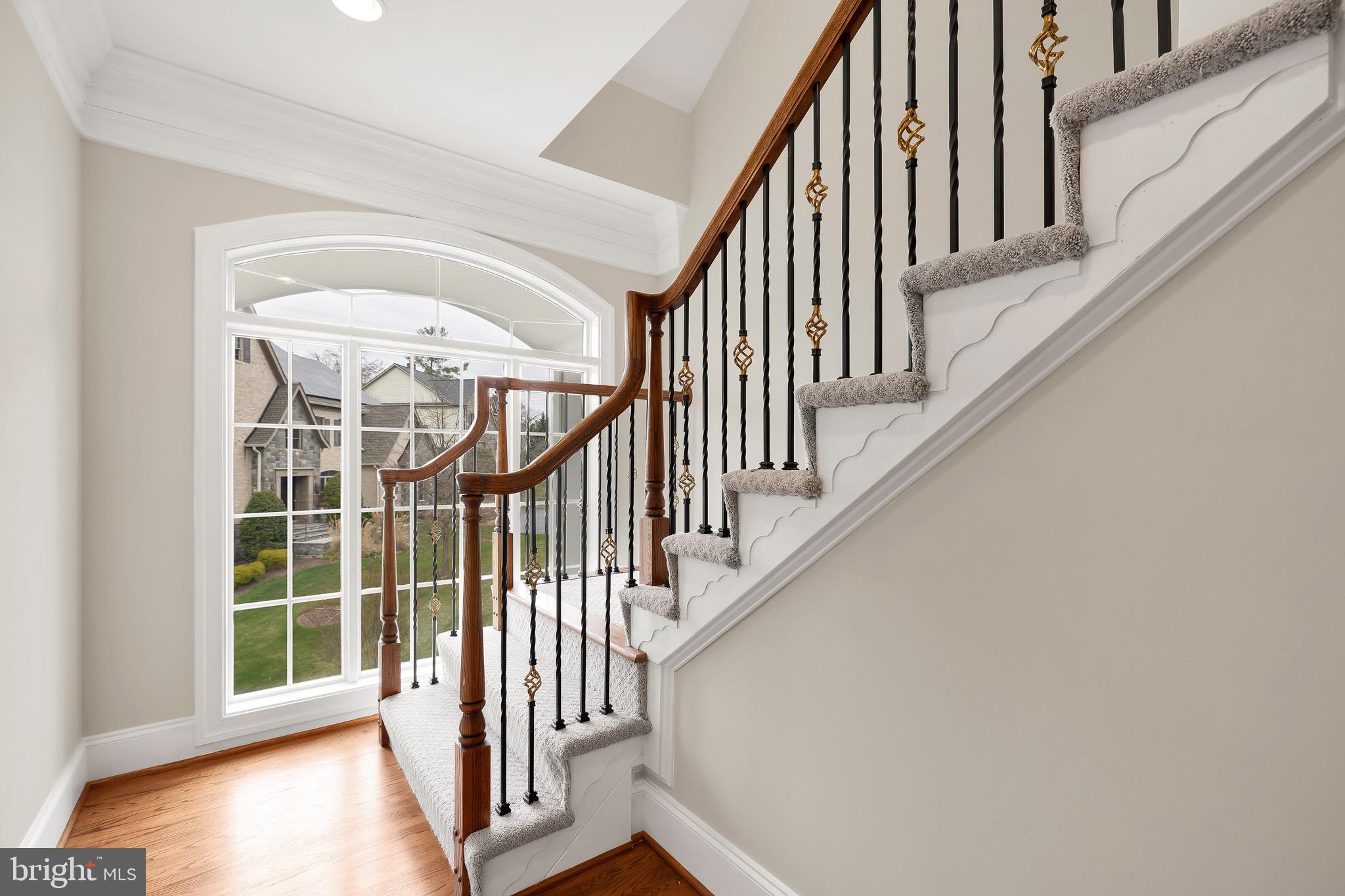 KENTSDALE ESTATES - Residential