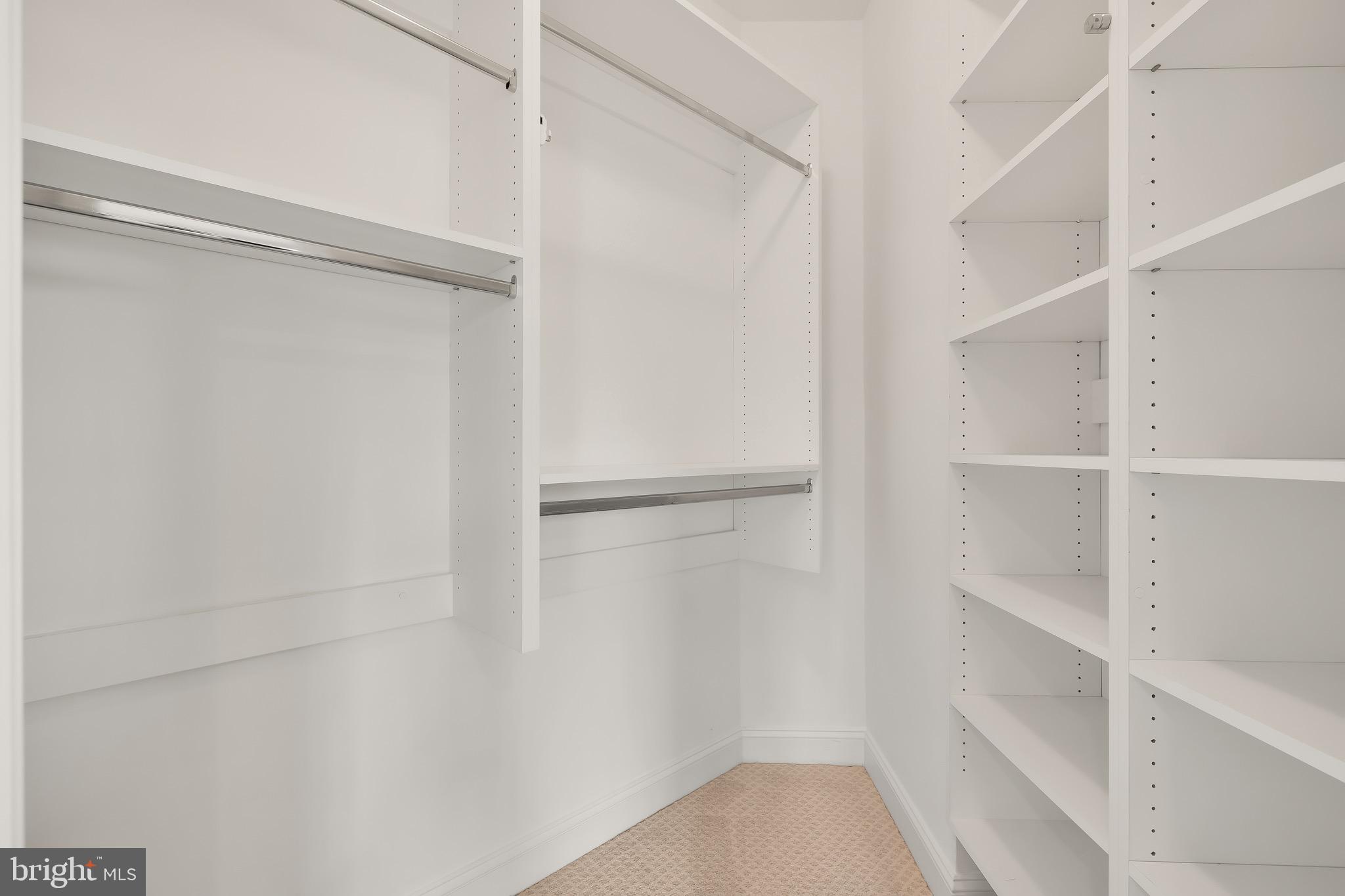 KENTSDALE ESTATES - Residential