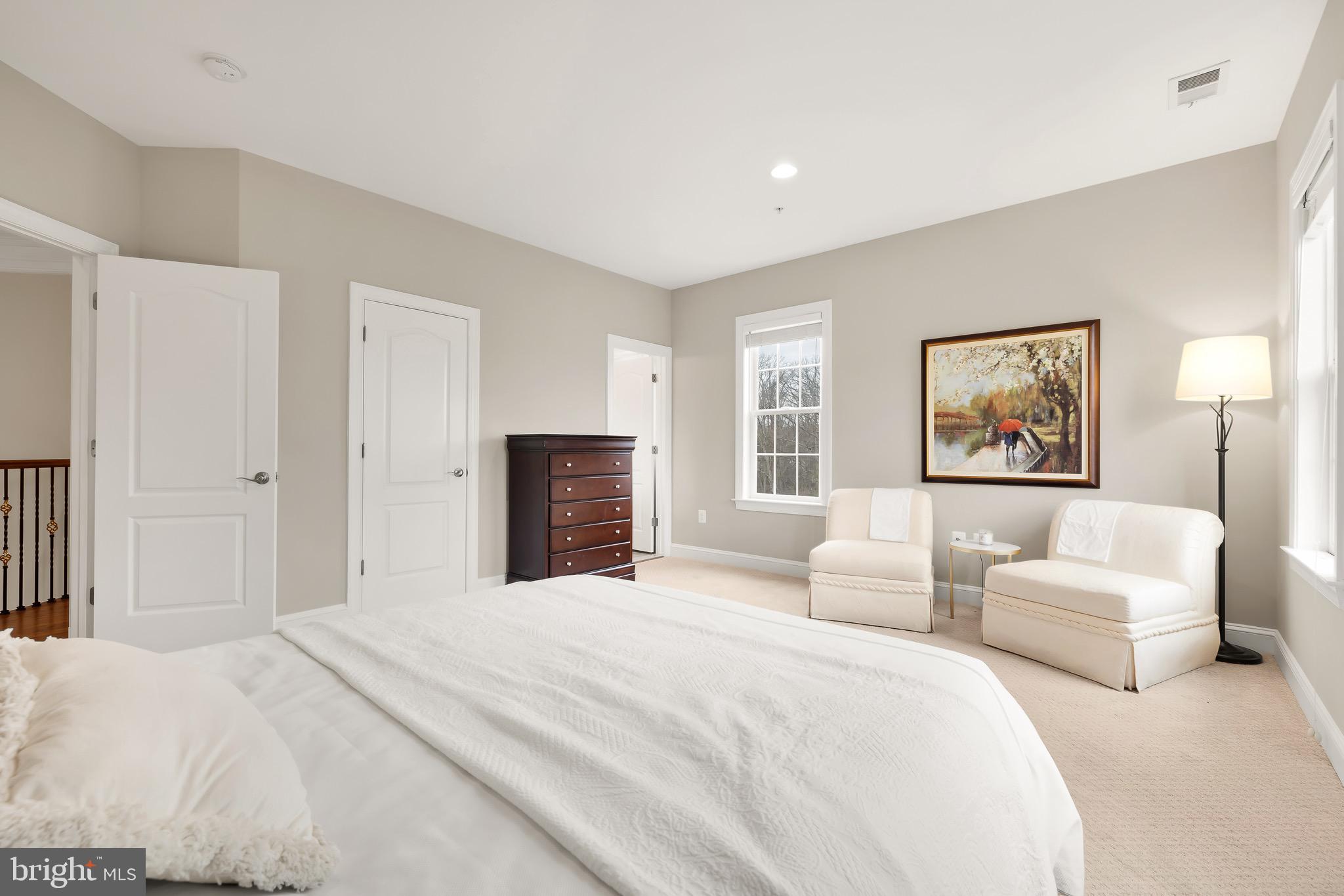 KENTSDALE ESTATES - Residential