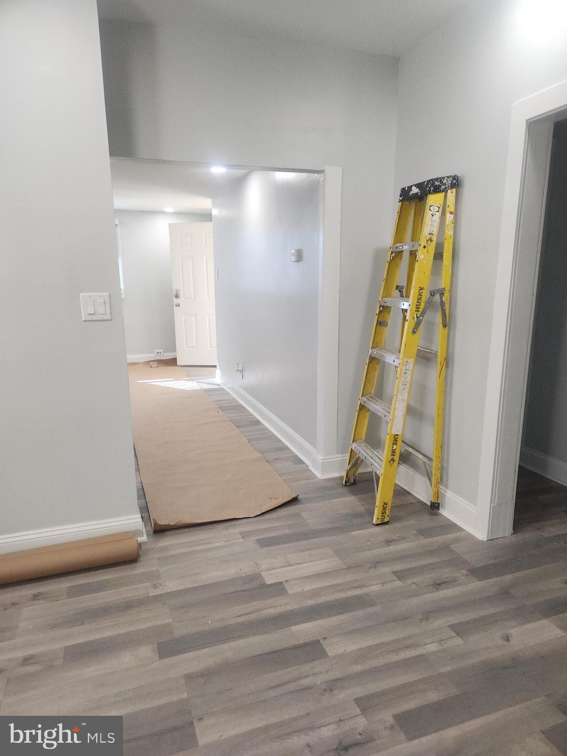 CARMODY HILLS - Residential