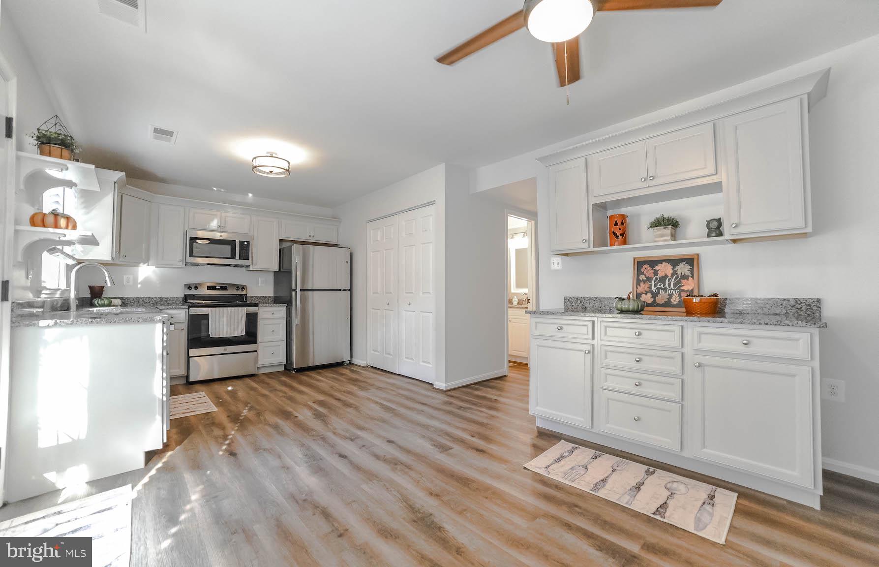 SENTRY WOODS - Residential