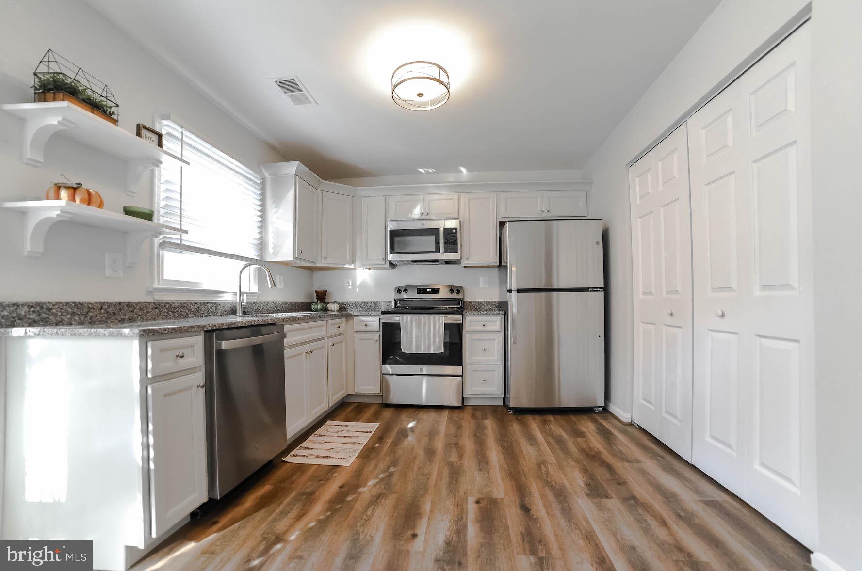 SENTRY WOODS - Residential