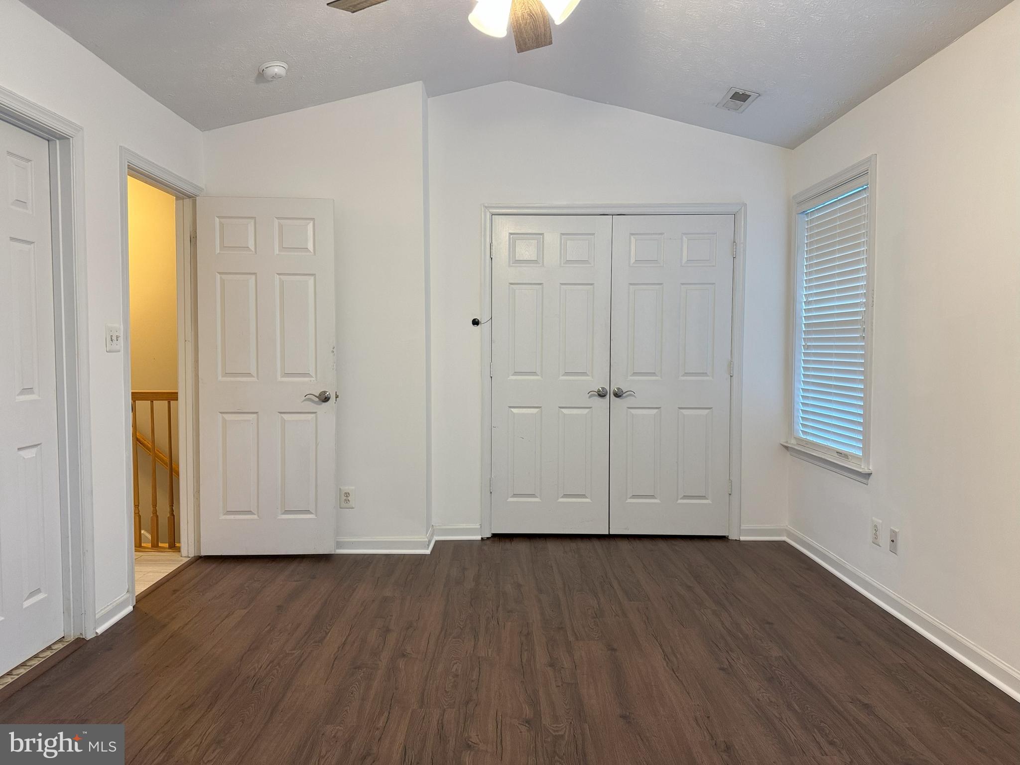 CHARLESTOWN COMMONS - Residential Lease