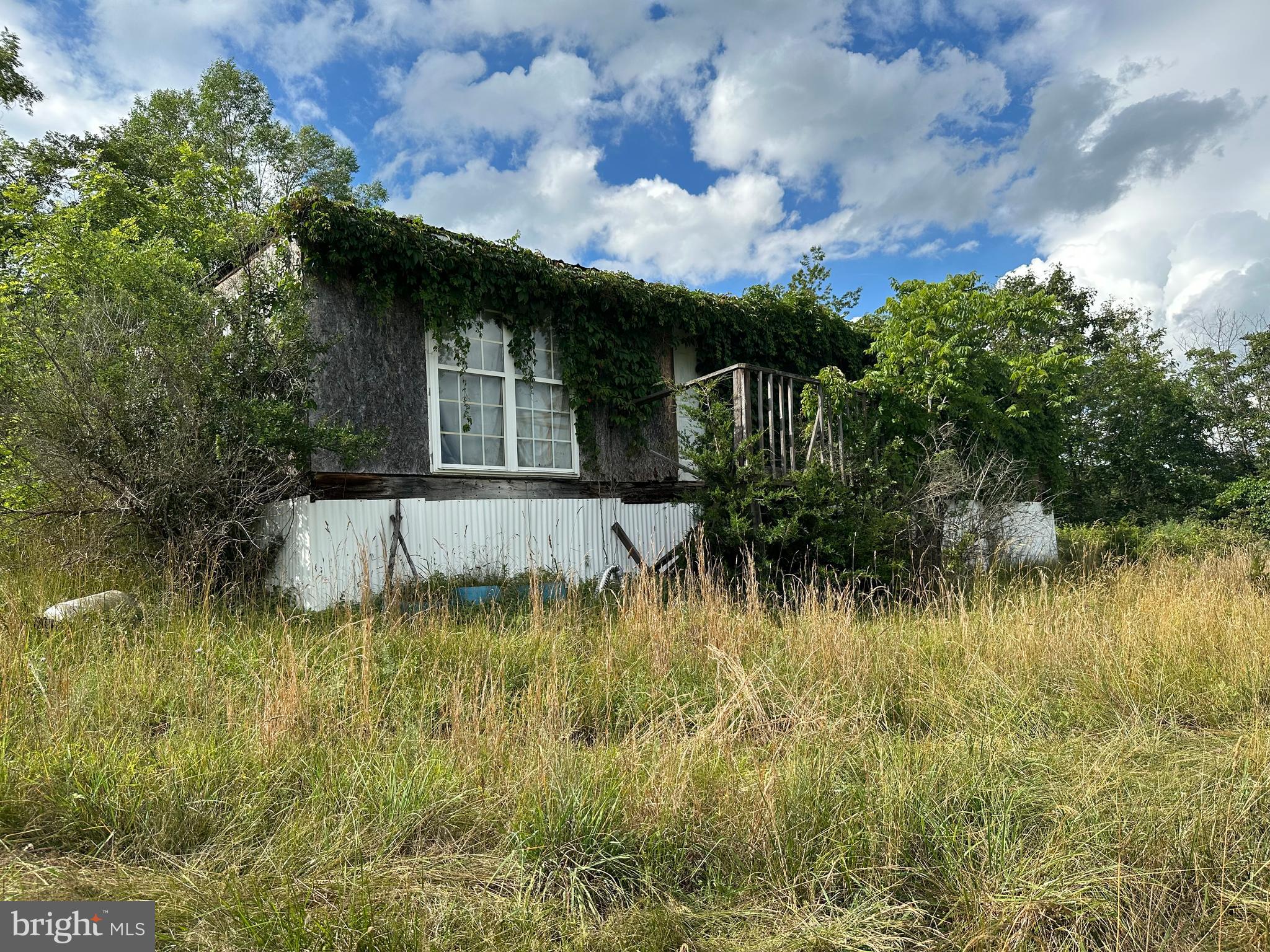 FRENCHBURG ESTATES - Land